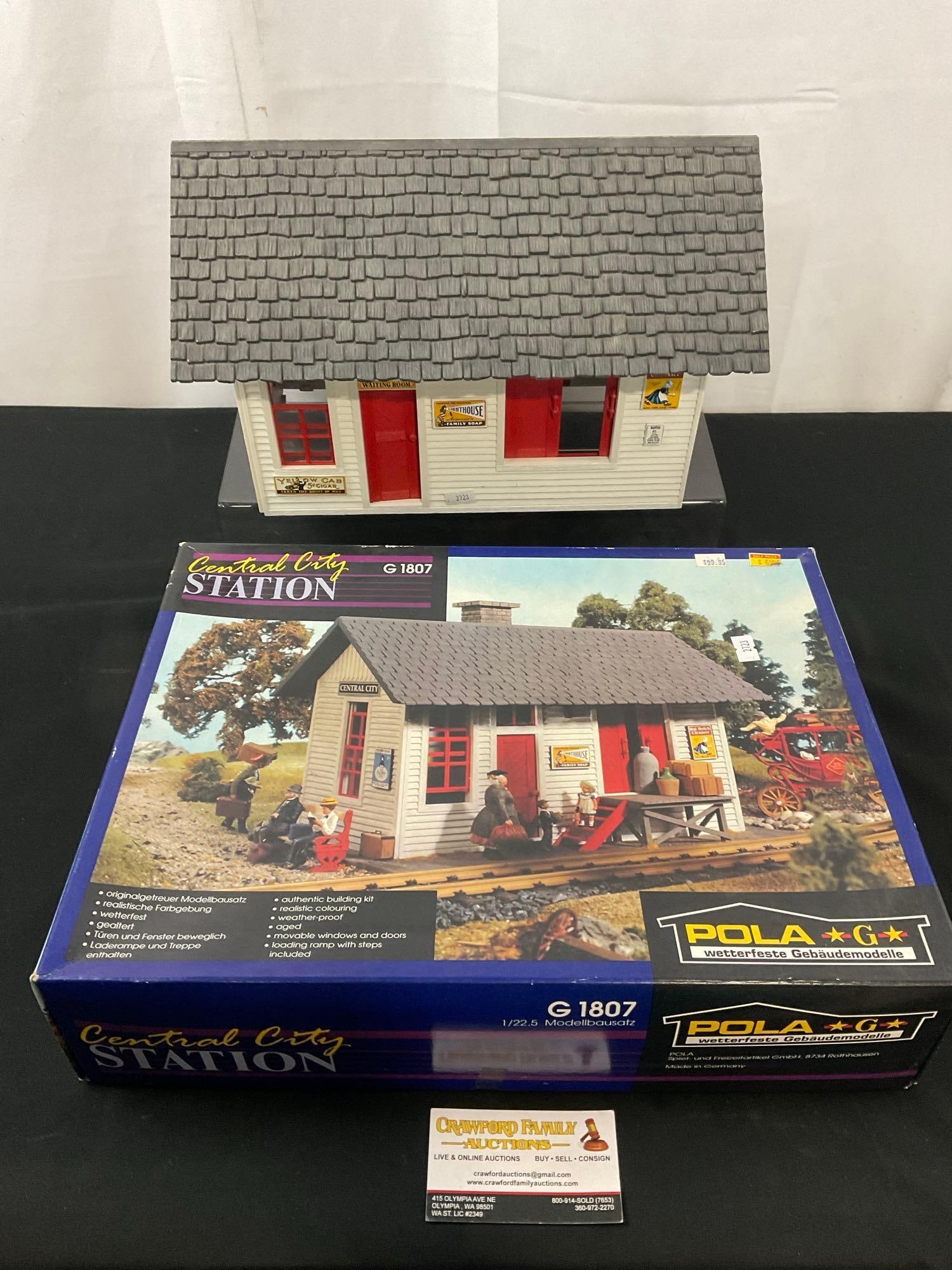 Pola G Central City Station G 1807 1/22.5 Scale piece in original packaging (1 of 5)