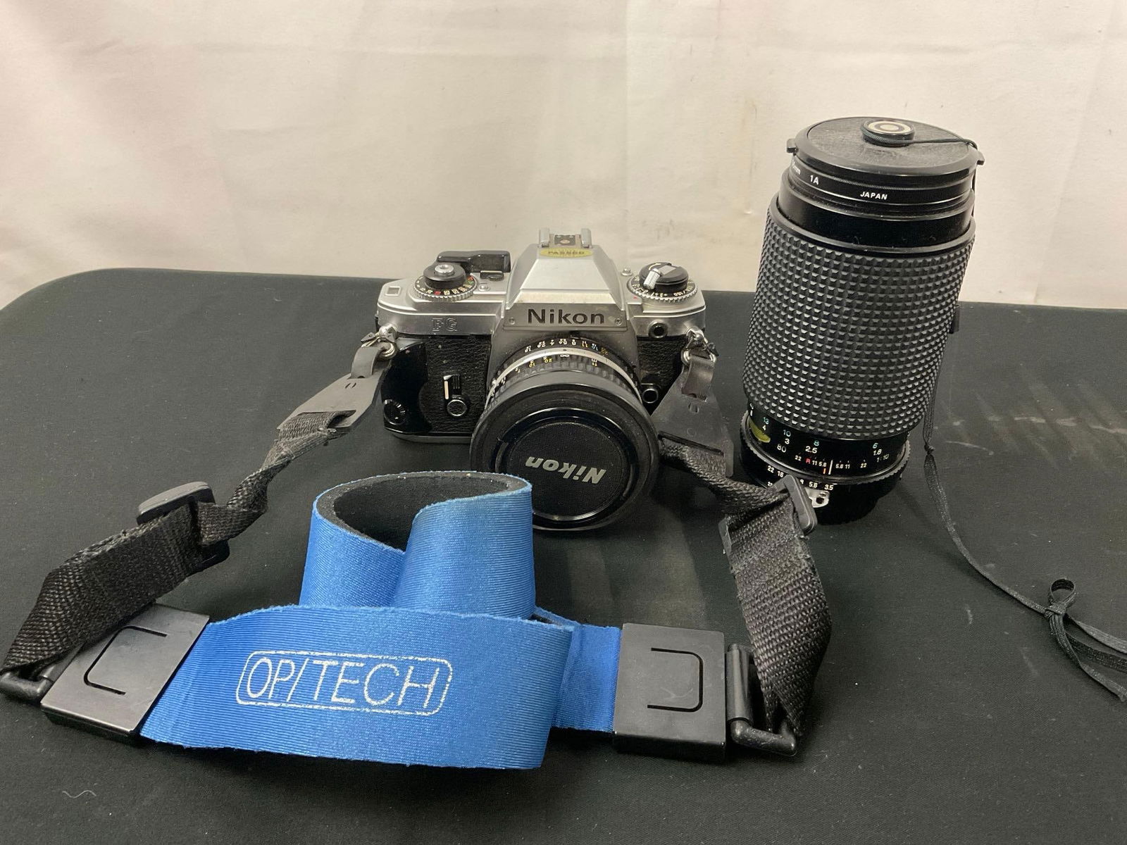 Vintage Nikon FG Film Camera w/ RMC Tokina 80-200mm Lens (1 of 6)