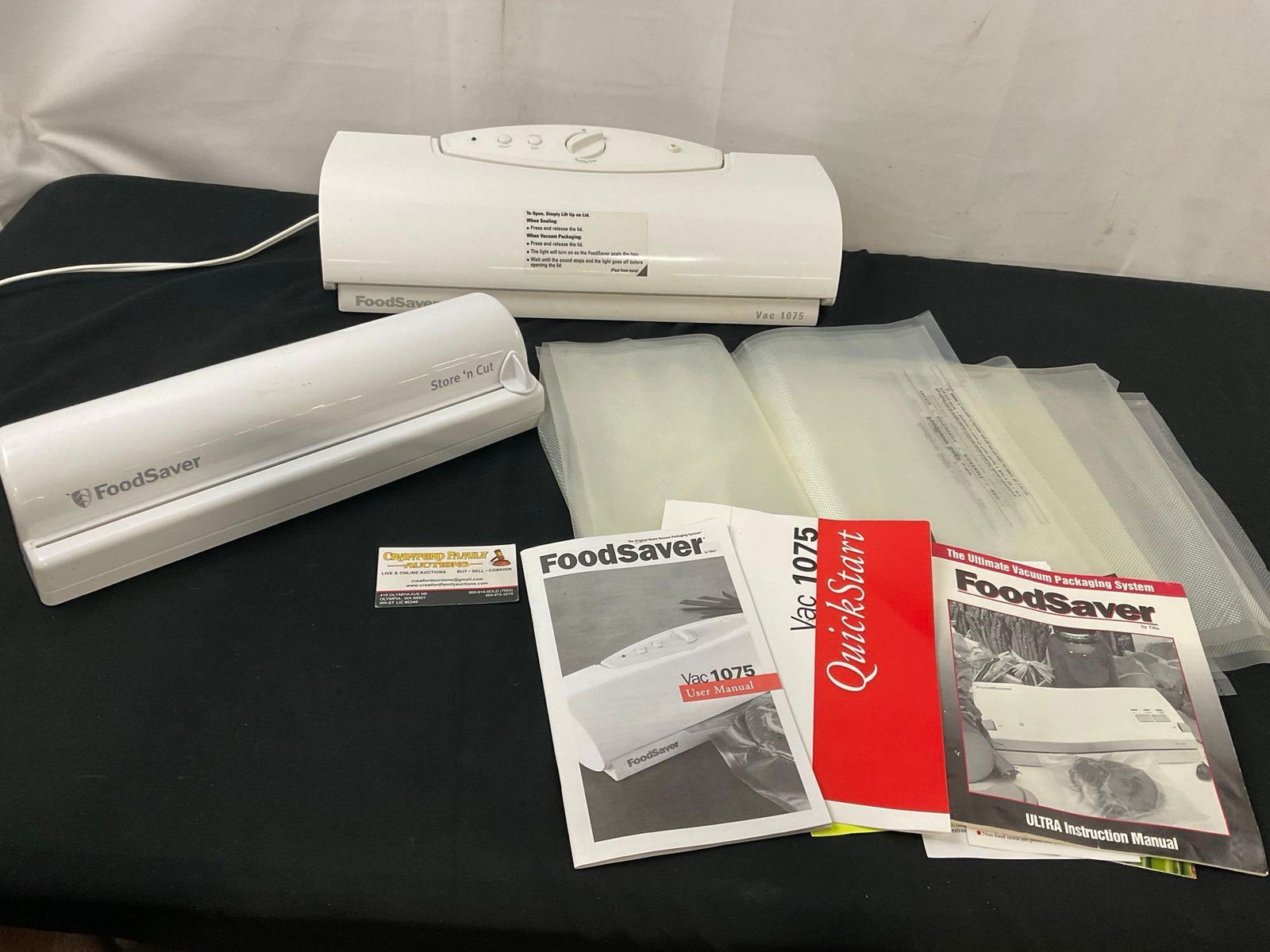 Food Saver Model VAC 1075 + Cut & Store w/ a few bags and manual (1 of 5)