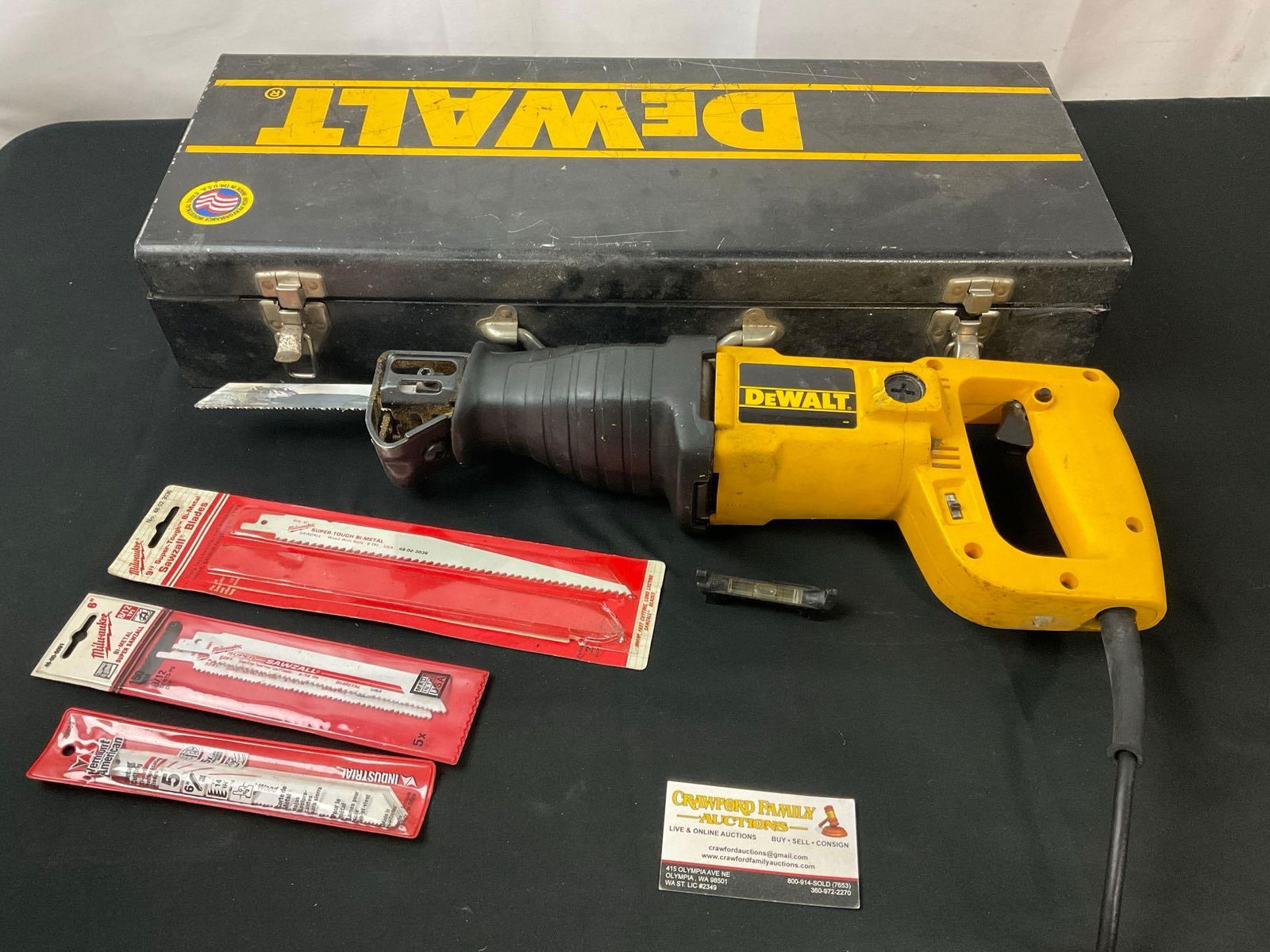 Dewalt Reciprocating Saw model DW304 in Metal Case w/ a few blades (1 of 7)
