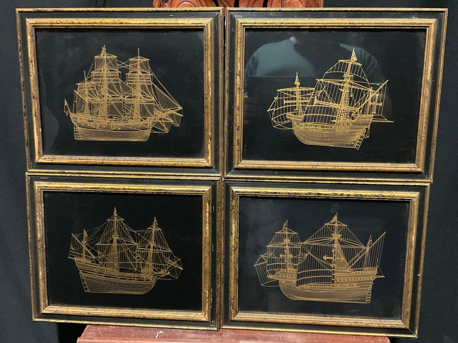 4x Framed Golden Silhouettes, titled The Trinidad, The Golden Hind, The Sao Gabriel, The Endeavor: One of the pieces is missing the title on the back. Stunning Franklin mint golden silhouette. On the back label it says: pure gold on sterling silver. Official golden silhouette of the royal geog
