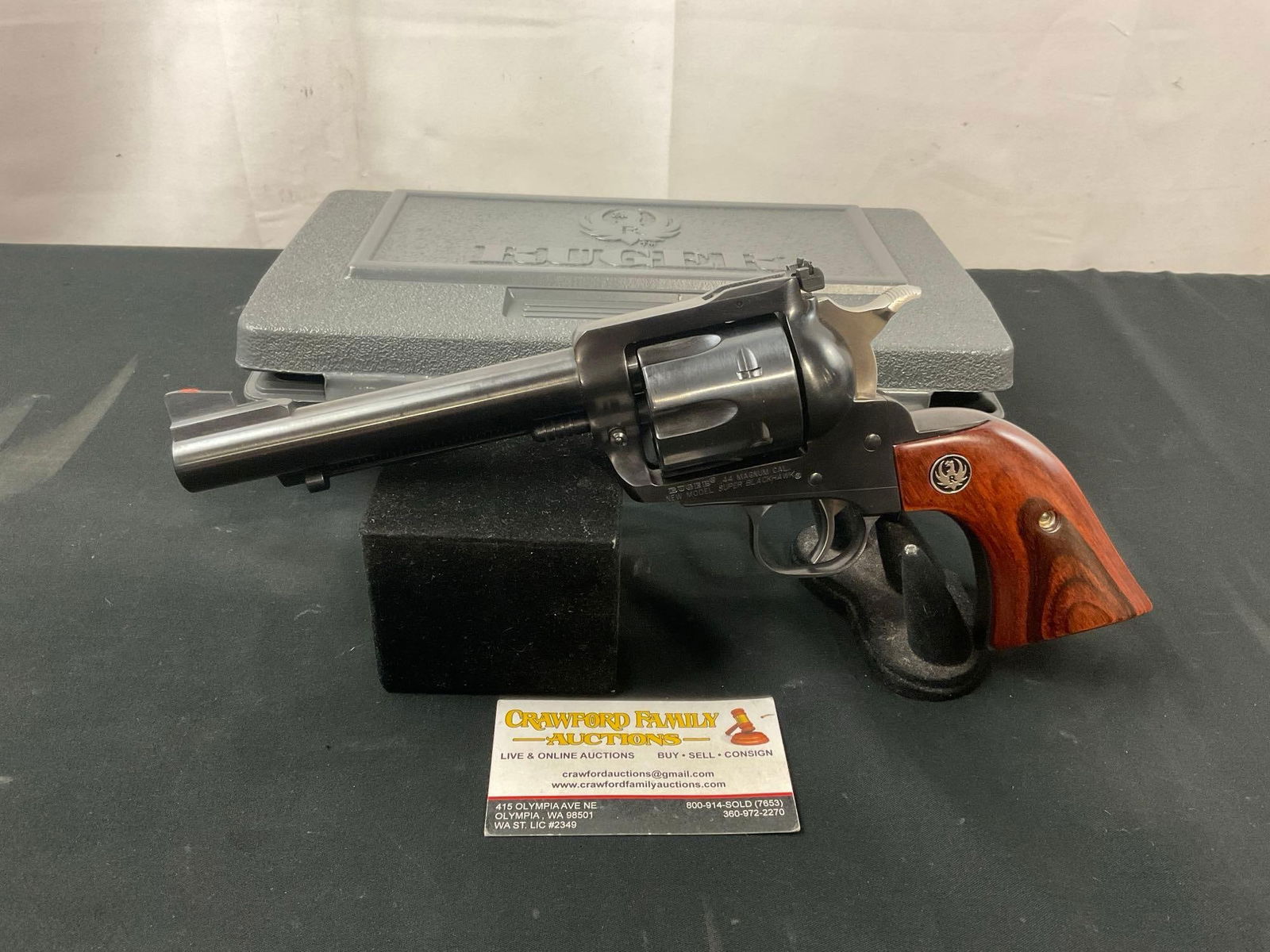 Ruger New Model .44 Magnum Cal. Super Blackhawk, 5.25 inch barrel, 6 round cylinder, SN:88-50053 ... (1 of 5)