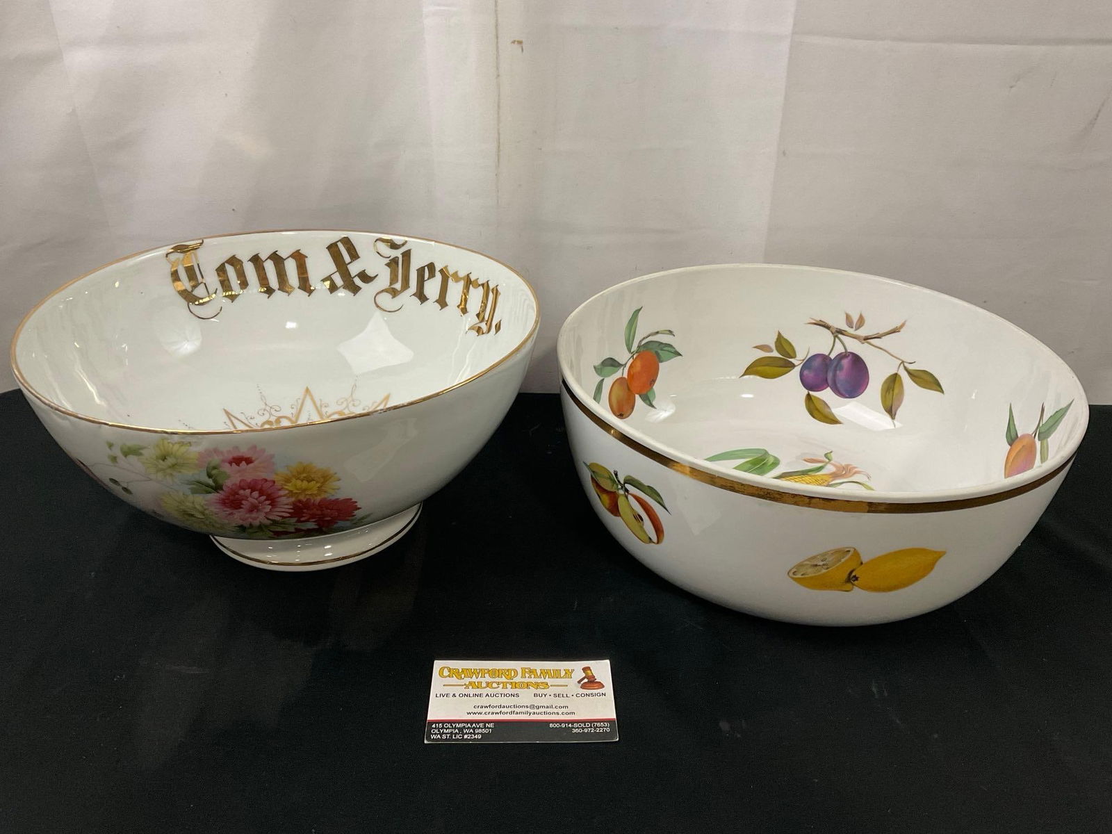 Pair of Vintage Porcelain Bowls, Royal Worcester Evesham & Tom & Jerry Punch Bowl Joseph Schachtel (1 of 7)