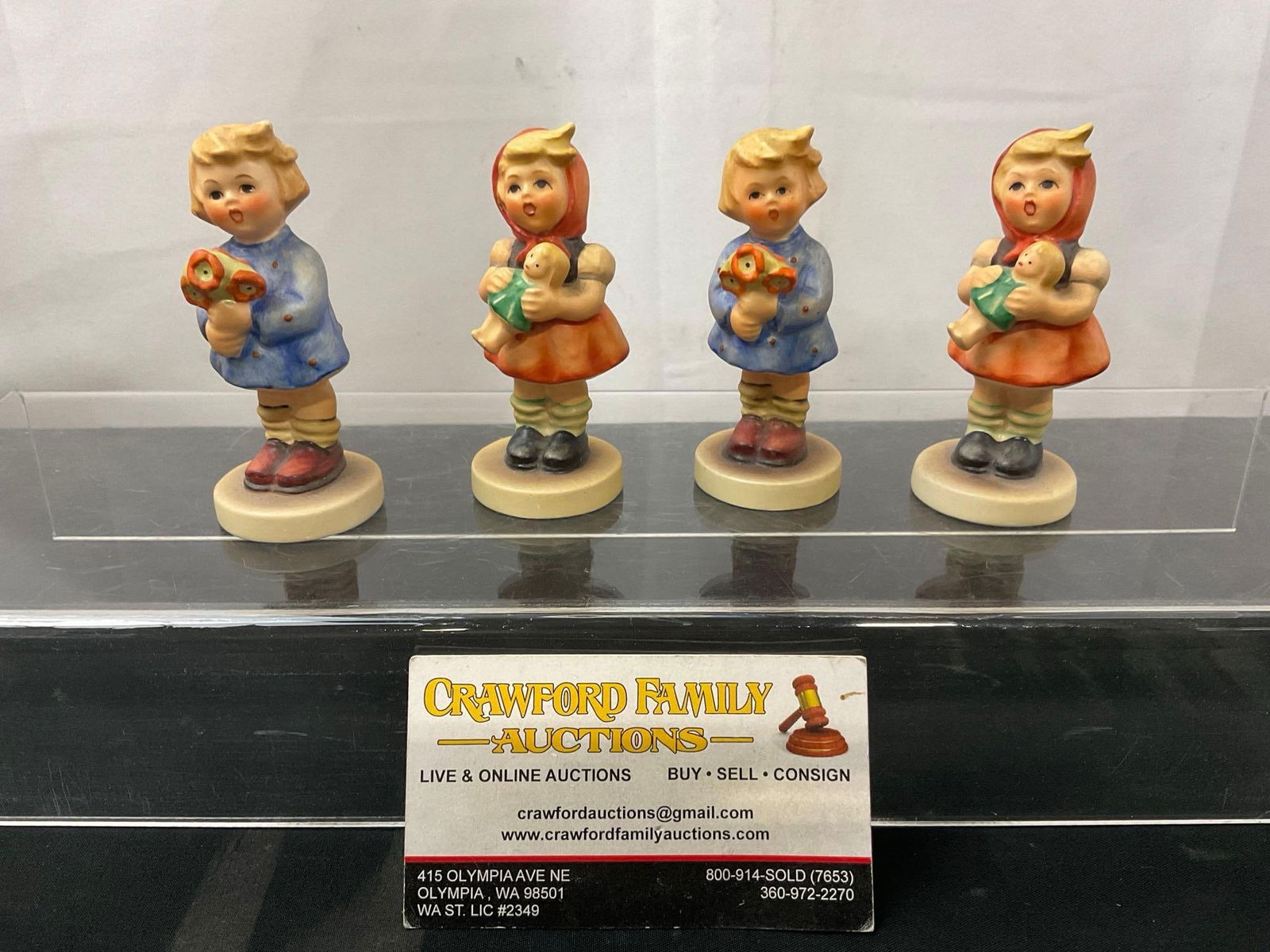 4x 1967 Goebel Hummels #289/A & 289/B Handpainted Figurines: Appears to be in good shape. The piece measures approx 3.5 inches tall. See pics. E-2760