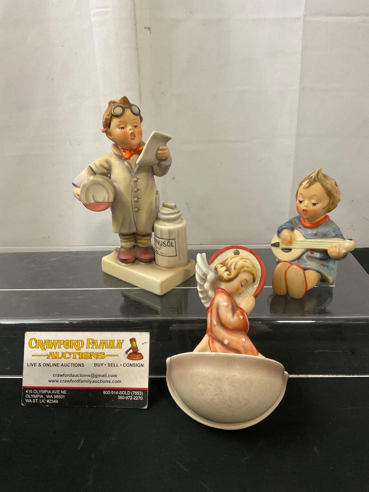 3x Hummel Figures, 1955 Little Pharmacist 322, Angel at Prayer 91/B & 53 Joyful Girl Singing (1 of 8)