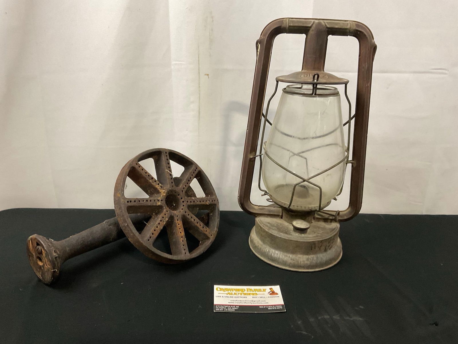 Antique Dietz Railroad Train Lantern HY-10 & Large Cast Iron Burner Head, (1 of 10)