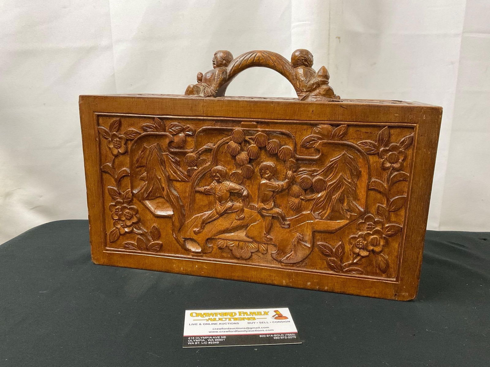 Vintage Mahjong Set of Tiles in Handcarved Wooden Case, 5x Drawers: Appears to be in good shape. The tiles seem to be bone or something similar, and they are joined together with bamboo backing. The case measures approx 8h x 13w x 5d inches. See pics. E-3090