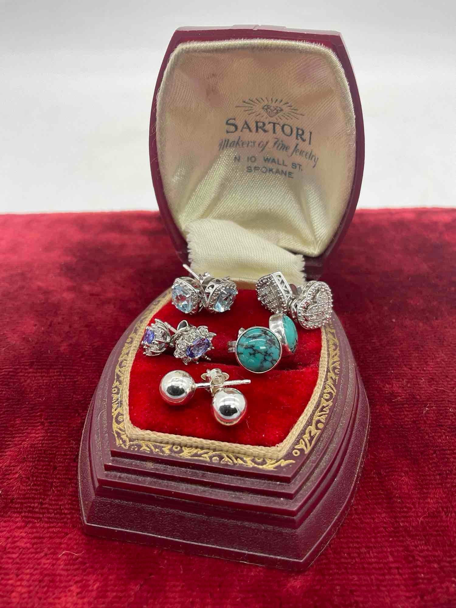 Sterling silver stud earrings lot - 5 pairs of sterling earrings with nice designs (1 of 3)