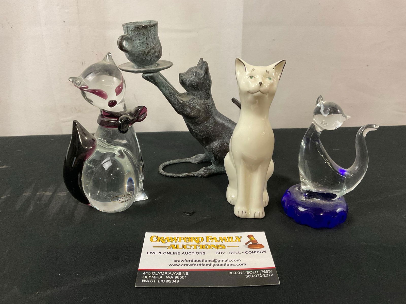 2x Glass Cats, 1 of which is made in Venezuela, 1990s Belleek Cat & Cast Iron Cat candleholder (1 of 8)
