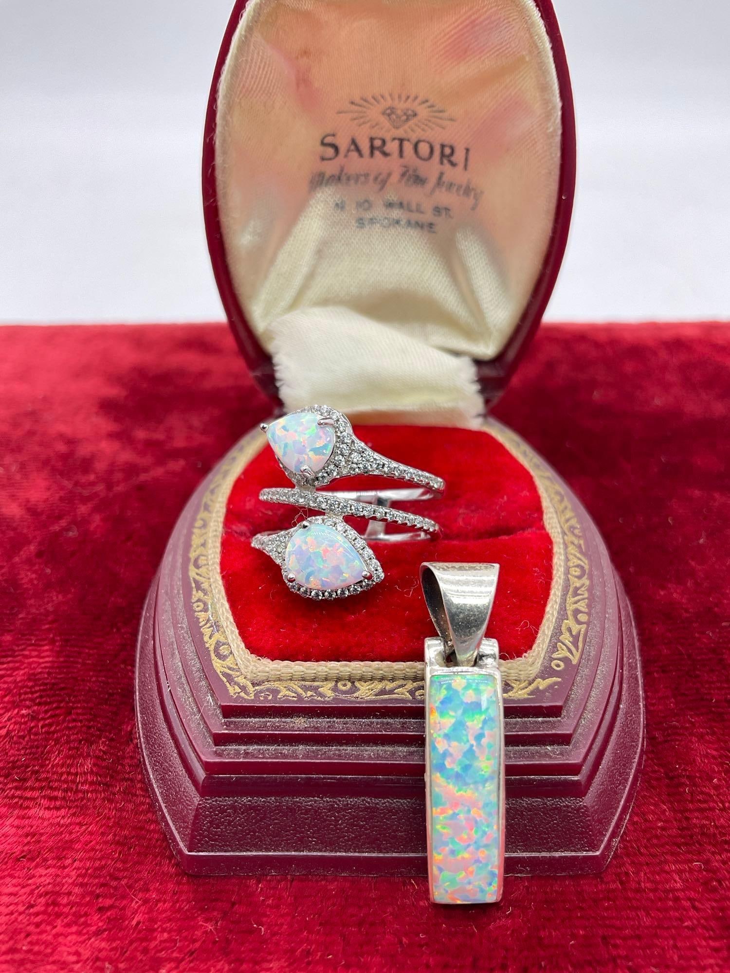 Sterling silver ring and pendant with opal settings, very pretty set (1 of 3)