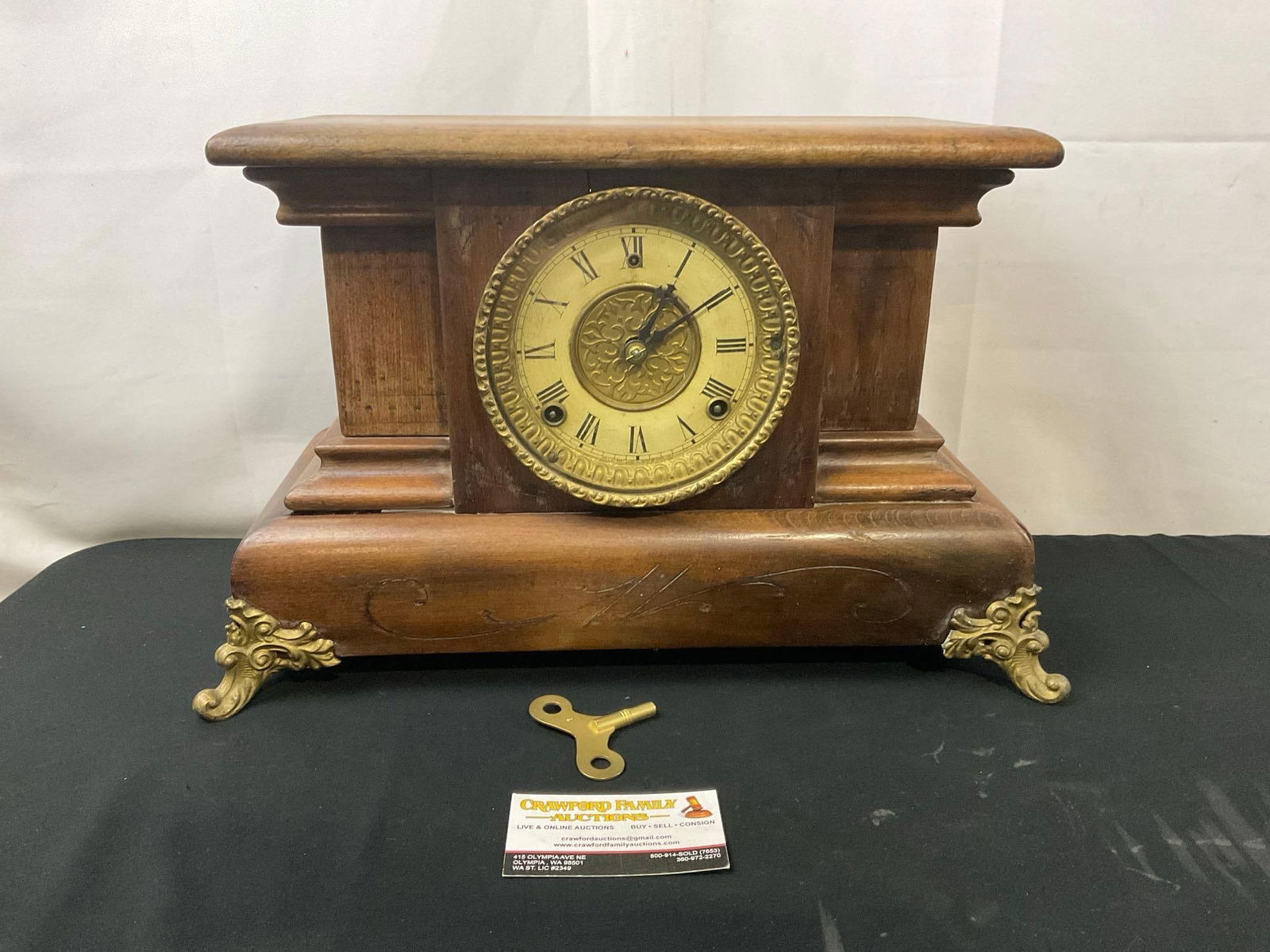 Antique WM. L. Gilbert Clock Co. Mantel Time Strike Chime Clock, 17 inches wide (1 of 6)