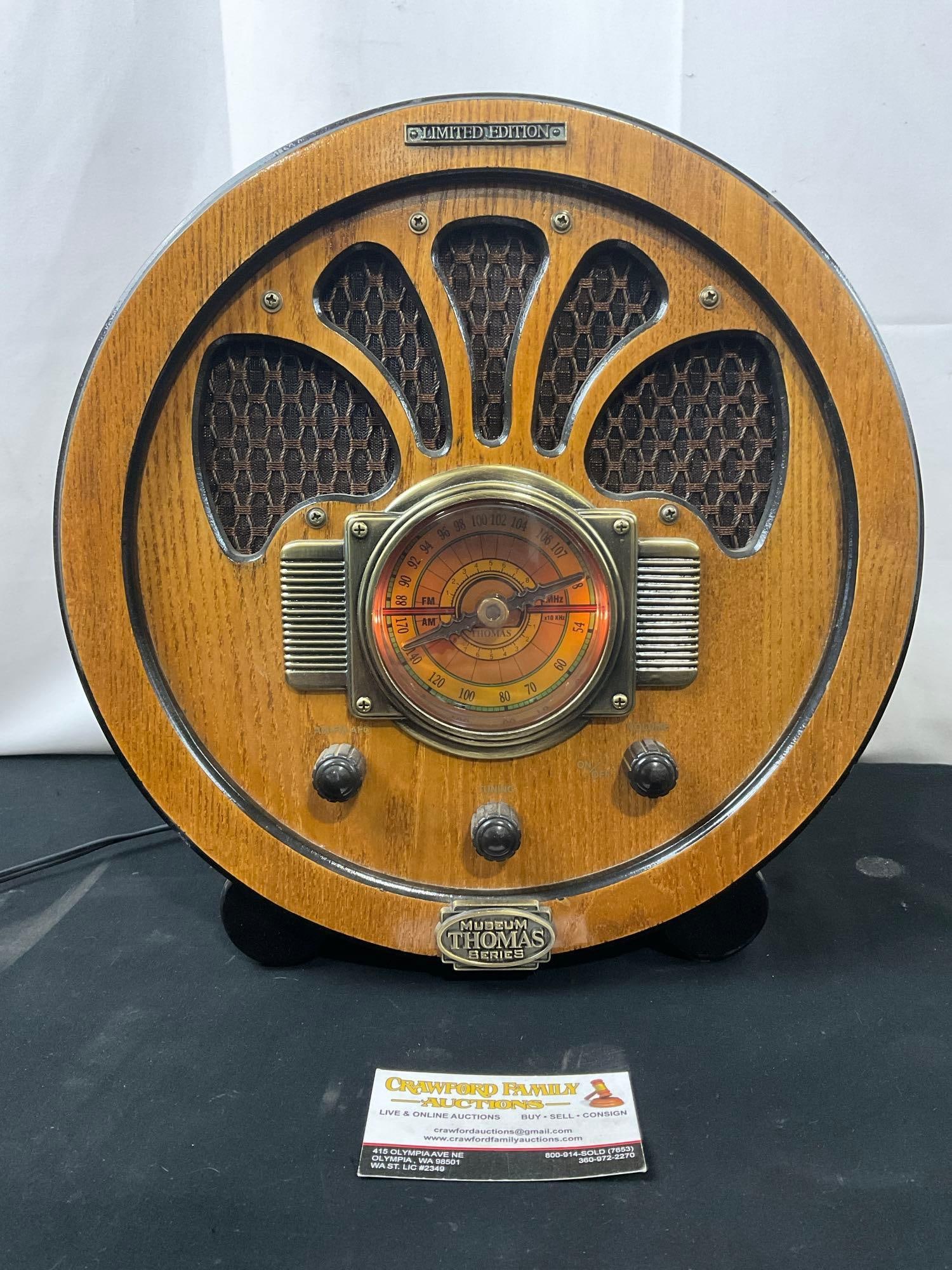 Thomas Museum Series Radio & Cassette Player, model TPC-108O/CH, tested and working (1 of 6)