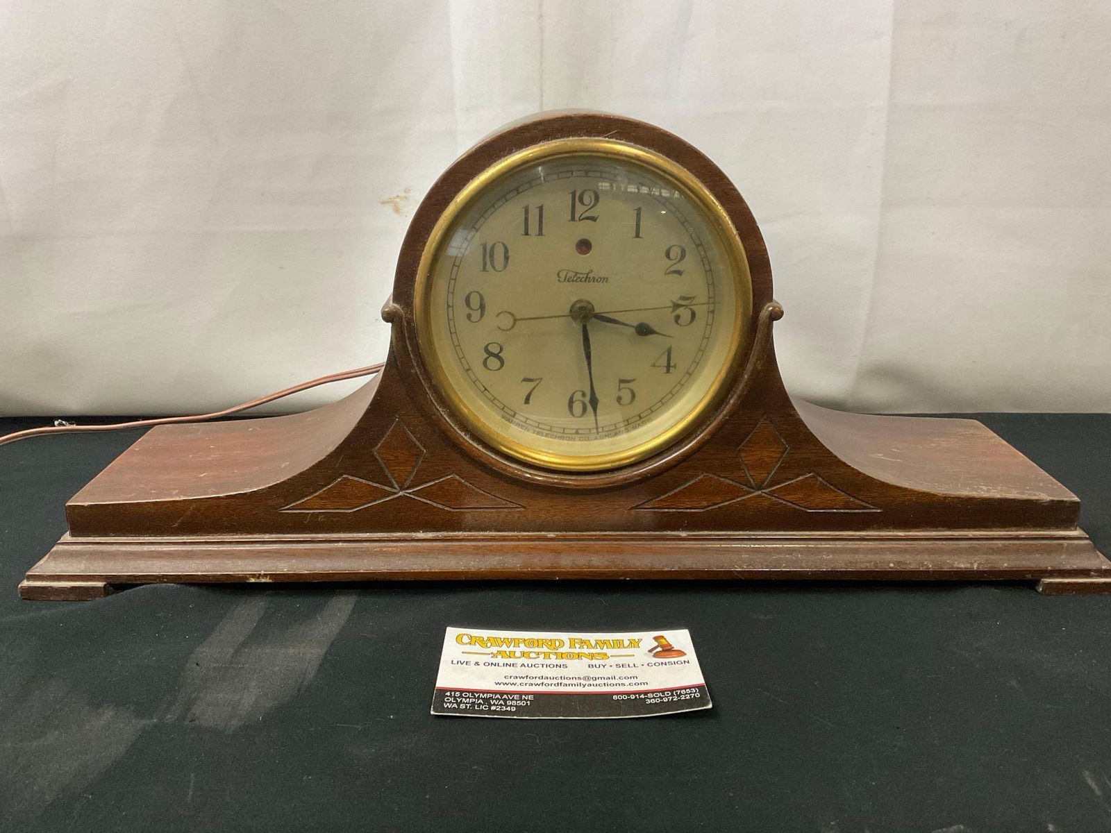 Vintage Telechron Mantel Clock, 17 inches wide, tested powers on (1 of 5)