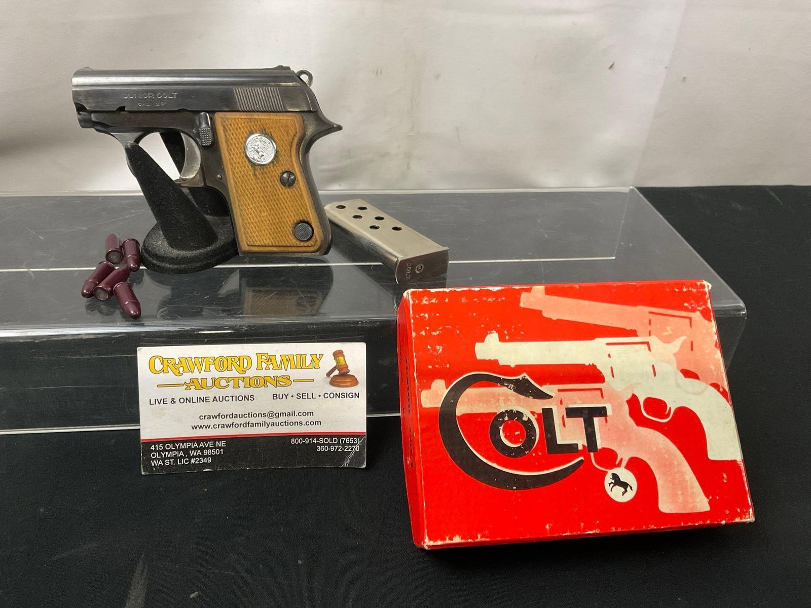 Vintage Junior Colt .25 Auto Small Pistol 2.25 inch long barrel, w/ magazine, SN: 83972: Made in Spain. from 1957 to 1968 Appears to be in good shape. The barrel measures approx 2.25 inches long. See pics. E-3370