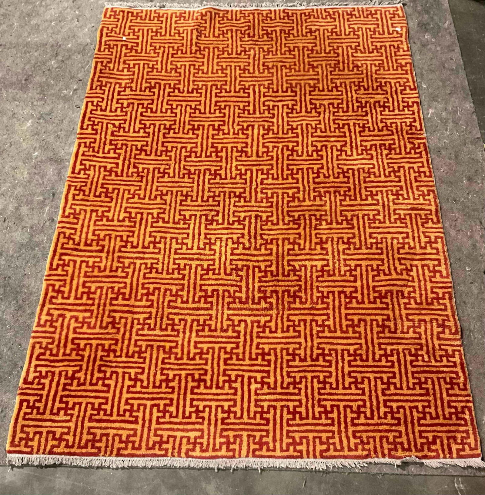 Beautiful Vintage Red & Gold Wool Tapestry Rug w/ Interlocking Chain Pattern. 84" x 60" See pics. (1 of 4)