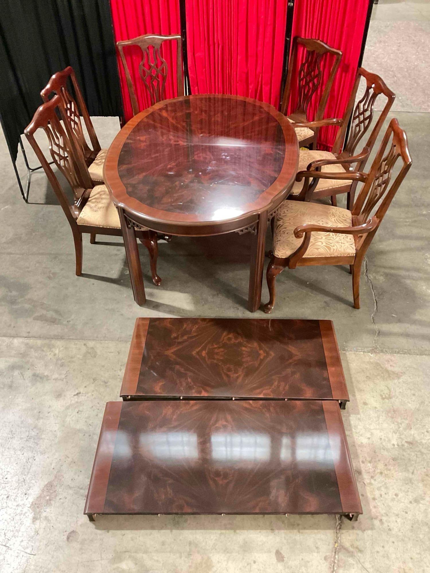 Vintage Chippendale Drop Leaf Dining Table & 6 Matching Chairs. Excellent Condition. See pics. (1 of 15)