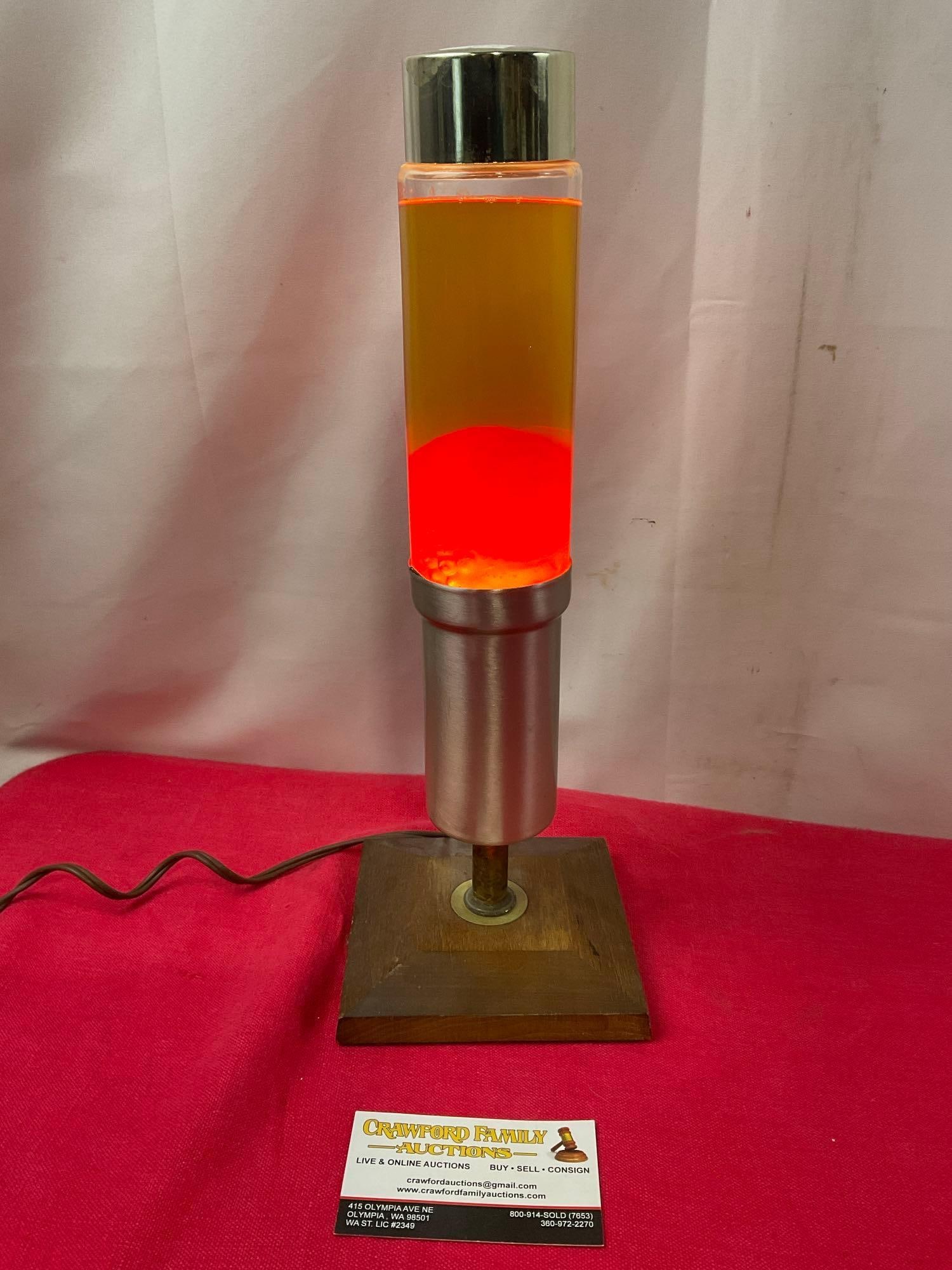 Vintage 1960s Lava Lite, The Consort model Lava Lamp, 14.5 inches tall, tested and working (1 of 6)