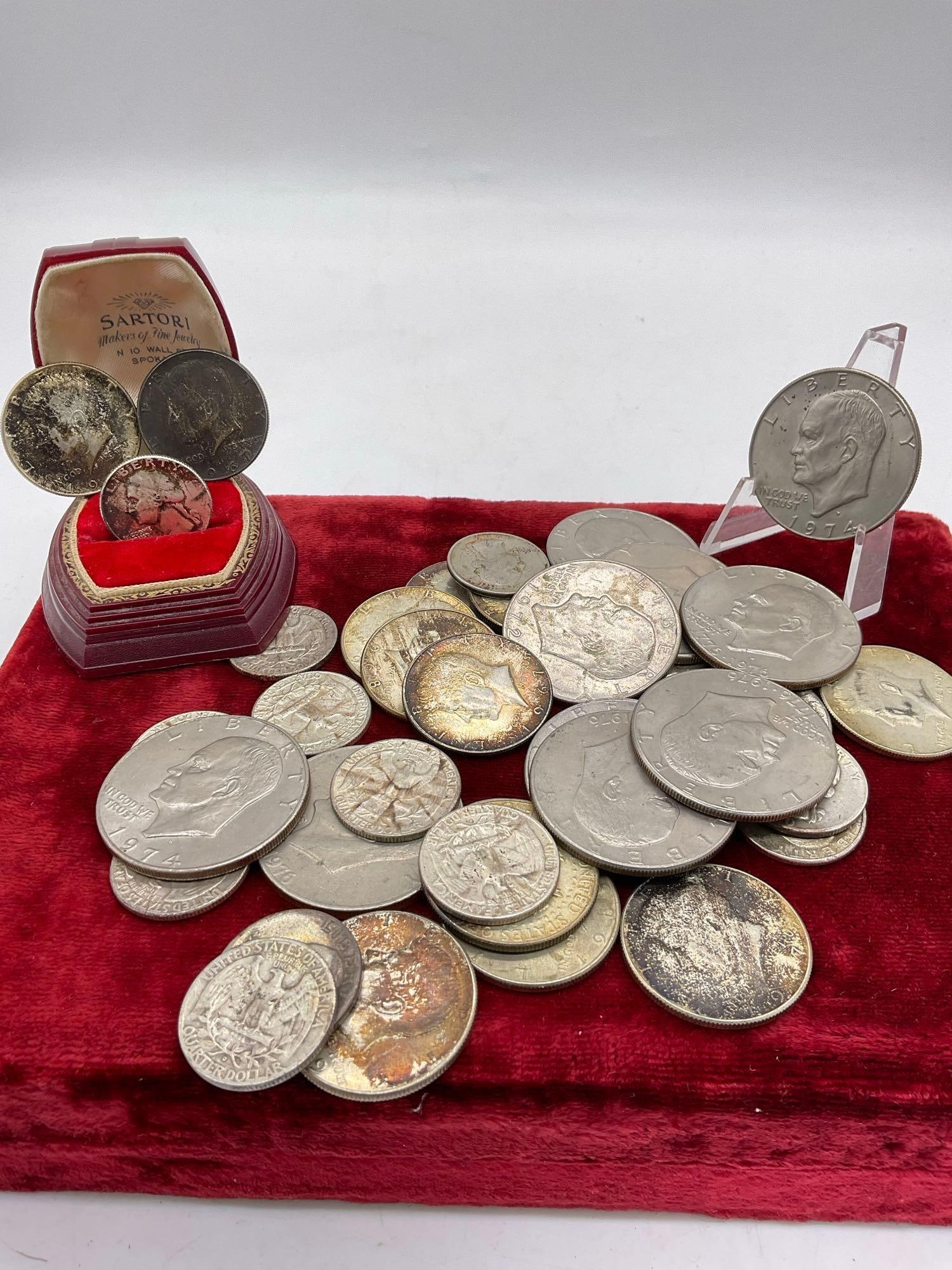 10x Eisenhower dollars , 13 x pre 1965 Silver quarters, 12x 40% silver Kennedy Half's 1966-1969 (1 of 4)