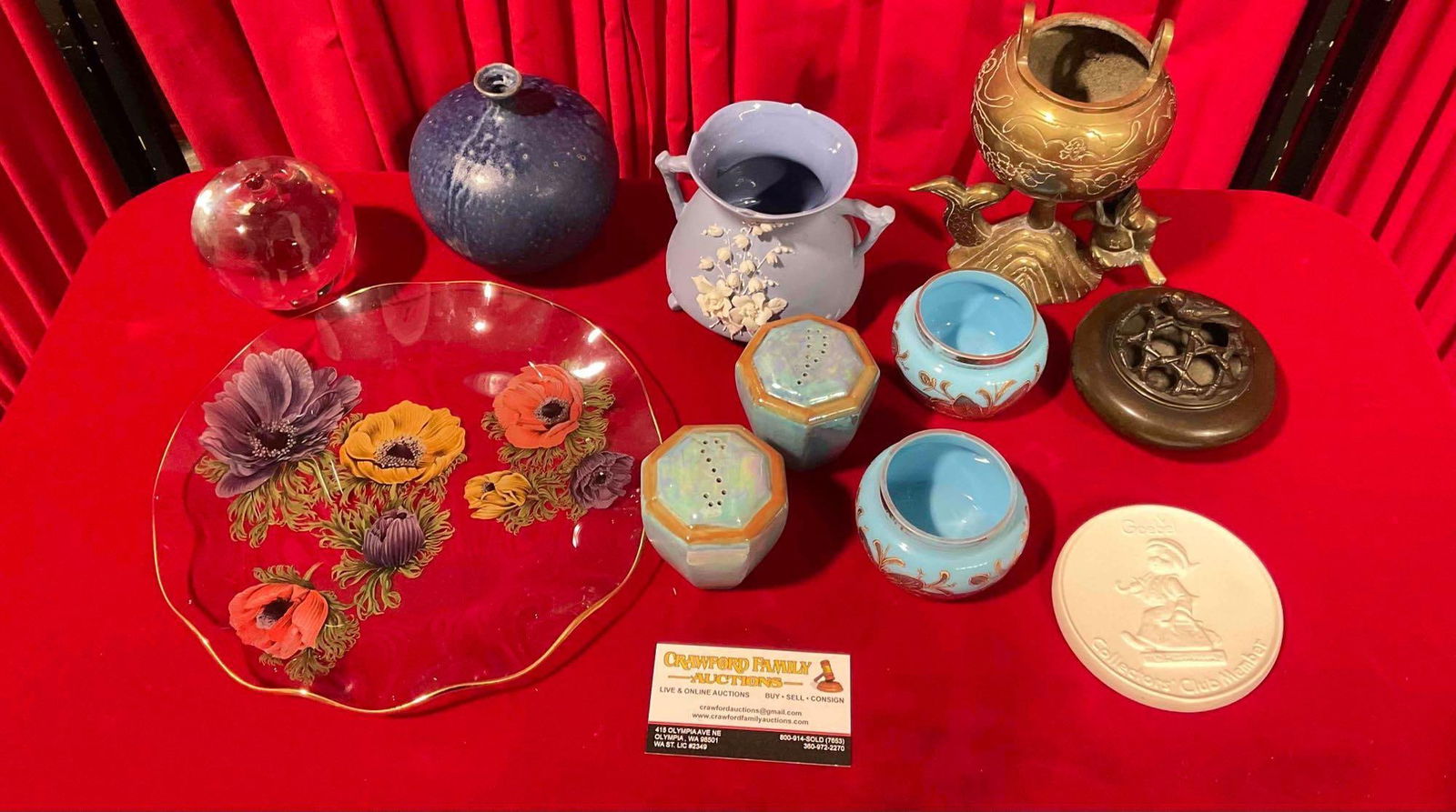 11 pcs Vintage Decorative Blue & Brass Assortment incl. Ceramics, Glass & Metal Pieces. See pics. (1 of 7)