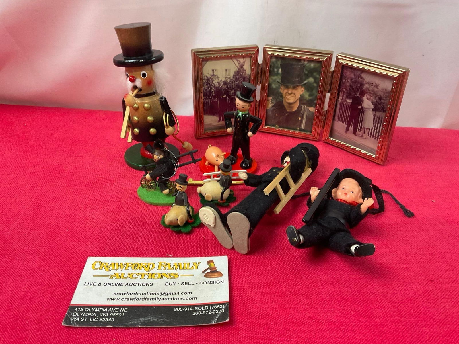 Chimney Sweep Figures, 8 pieces, Folding Picture Frame, Carved Wood, Felt, and more, 4 inches tall (1 of 3)