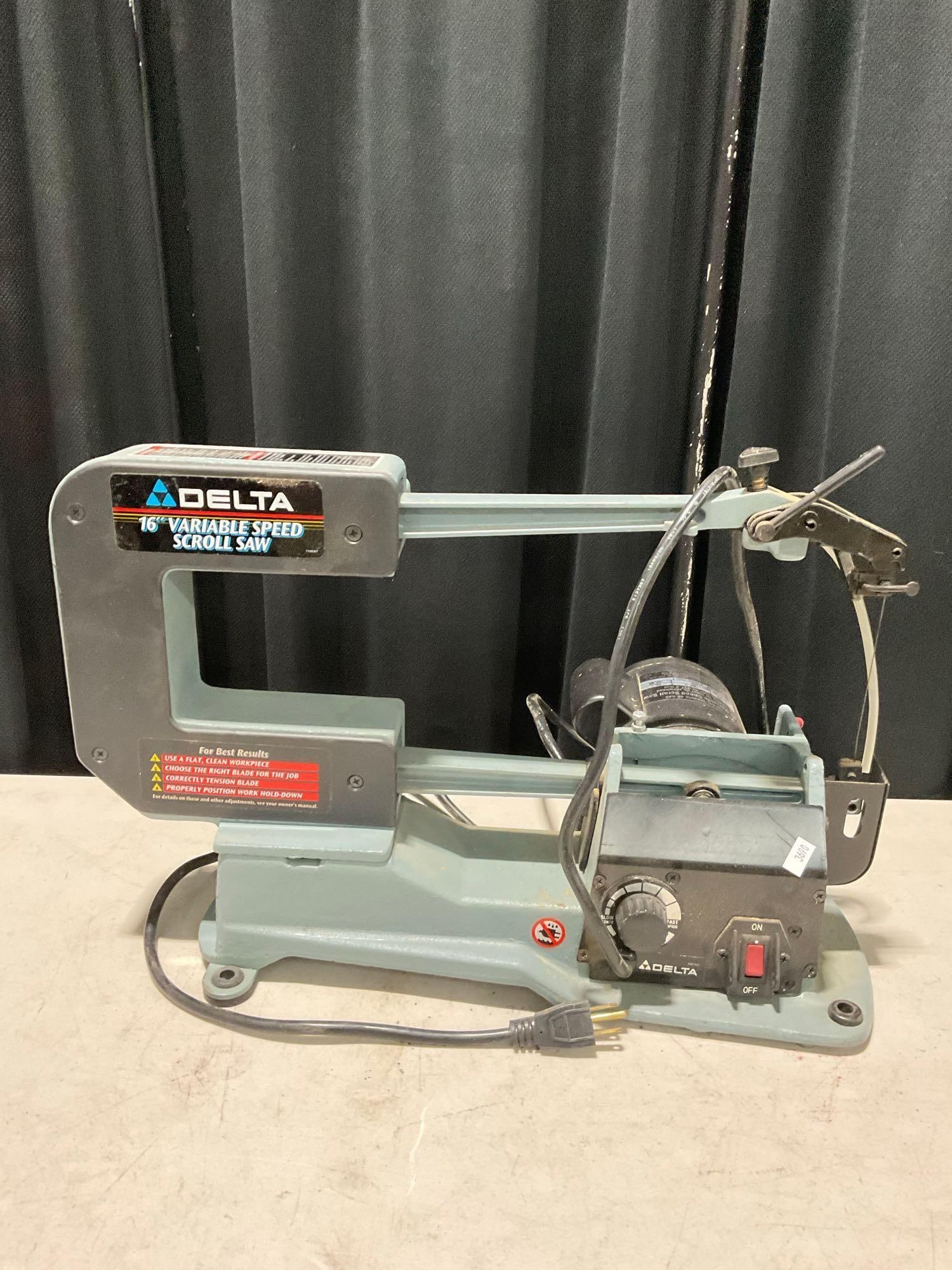 16" Delta Variable Speed Scroll Saw Model 40-540 - SPM / GPM 600-1800 - See pics (1 of 6)