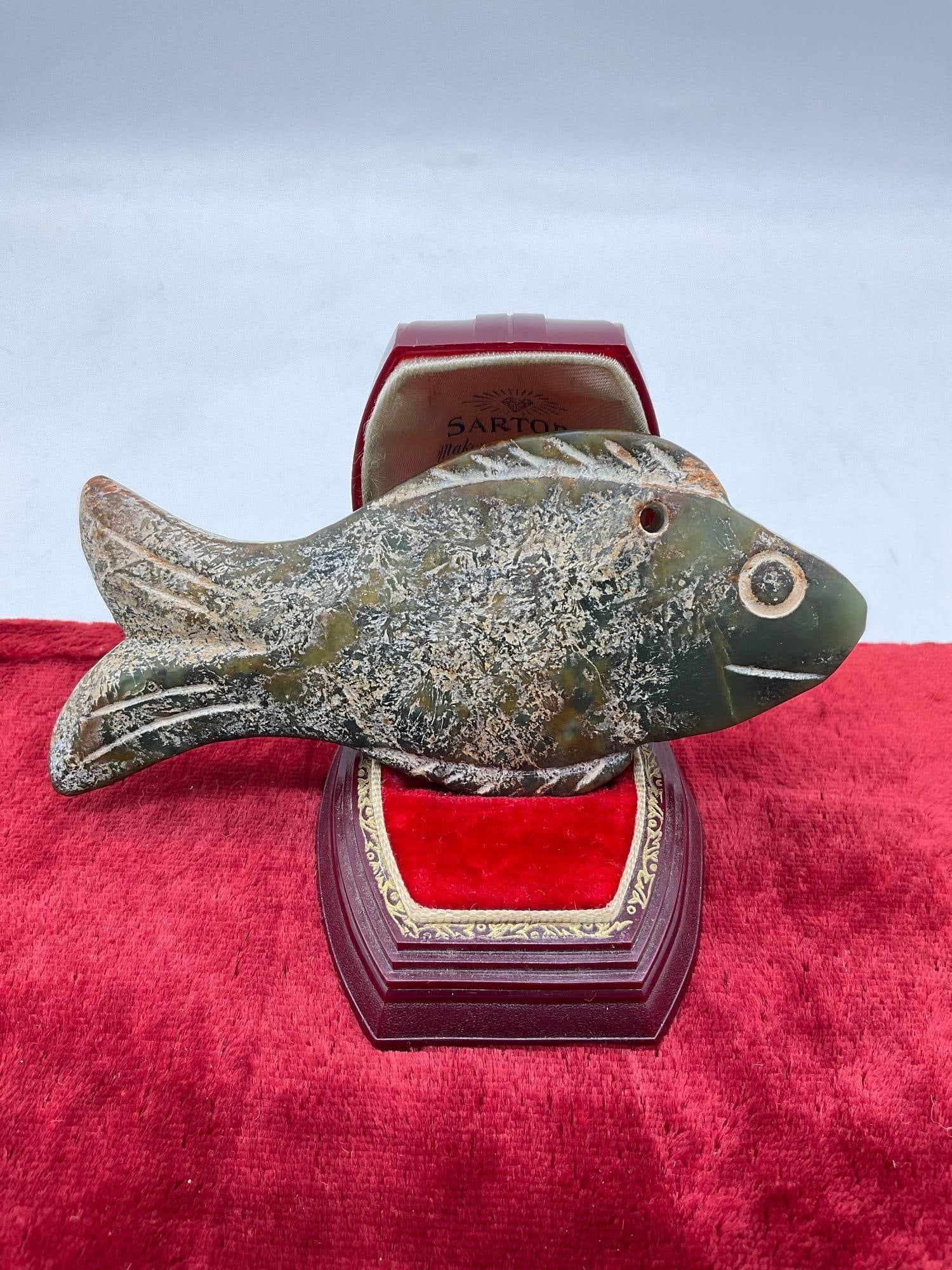 Very Fine Antique Jade Nephrite Carving of a Fish in Neolithic Style - See pics (1 of 4)