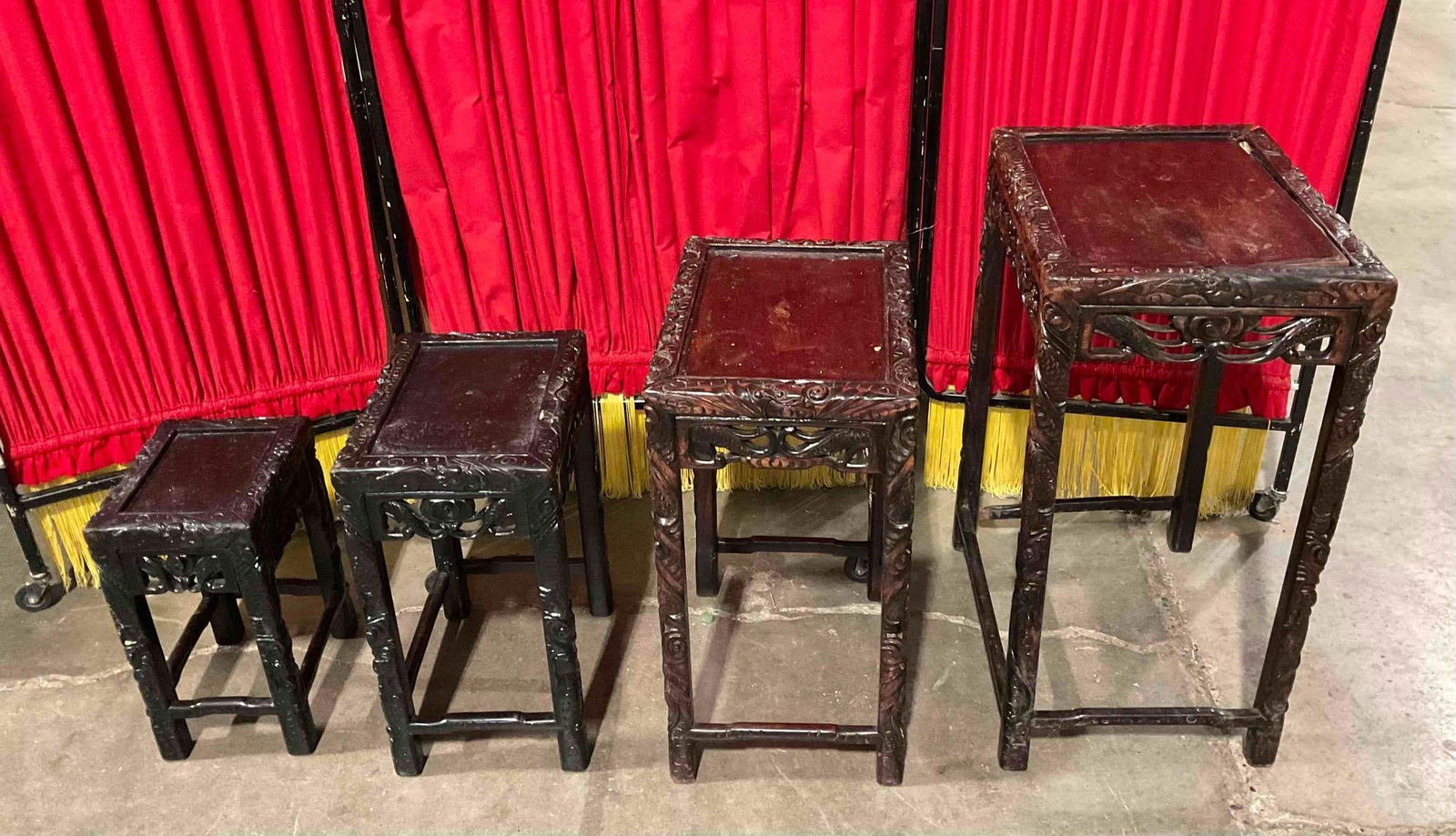 4 pcs Vintage Chinese Style Carved Two-Toned Wooden Nesting Tables. See pics. (1 of 8)