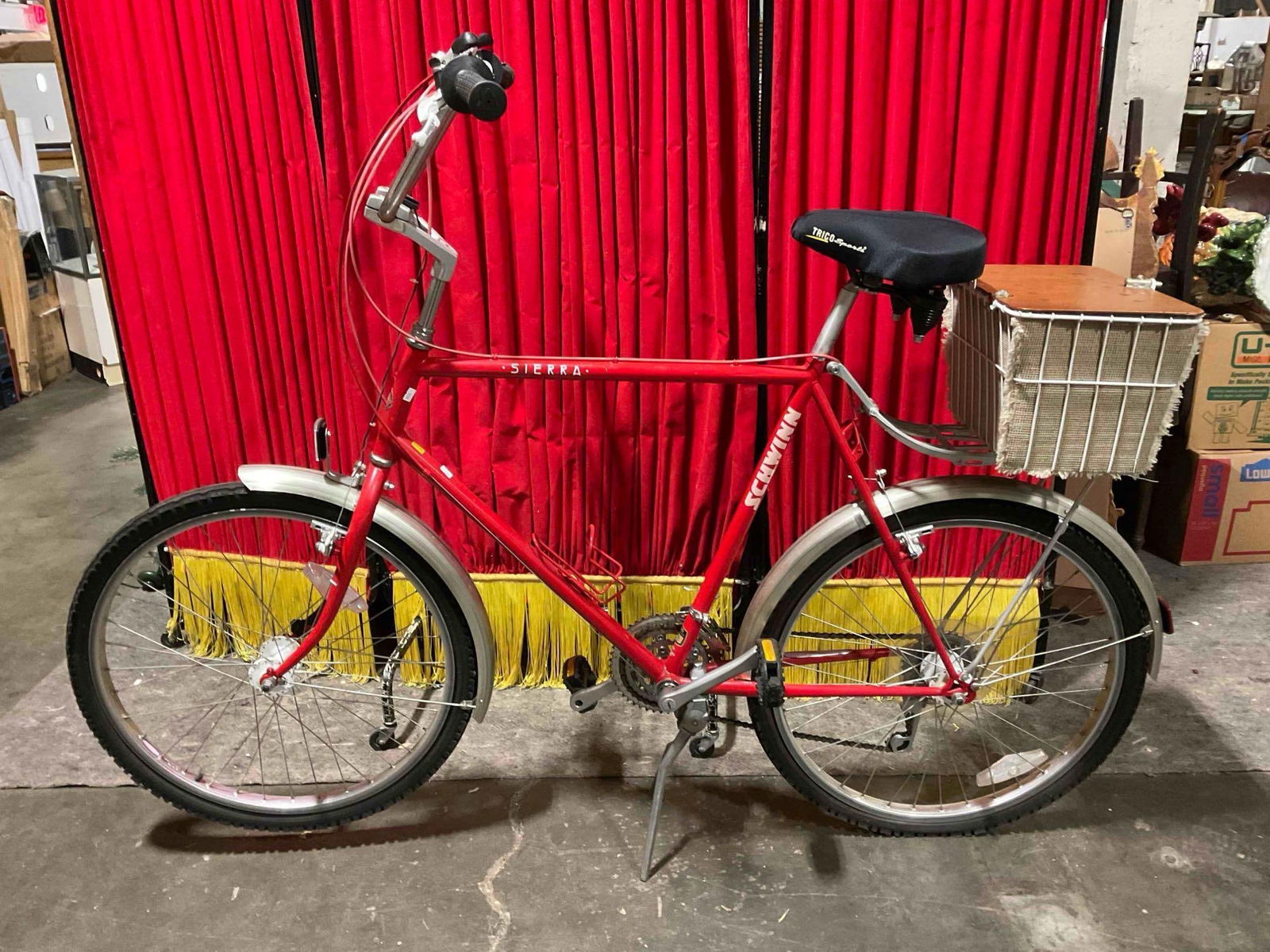 Vintage Schwinn Sierra All Terrain Red Bicycle w/ Basket. Excellent Condition. See pics (1 of 8)