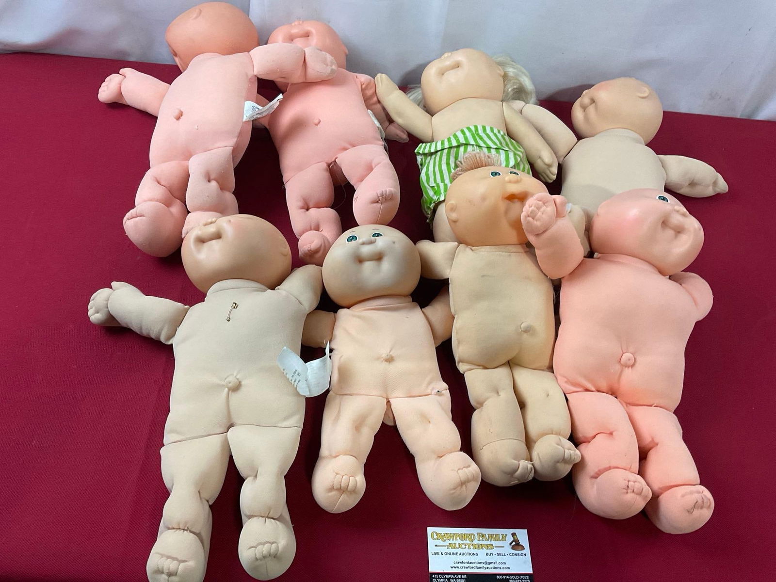 8 Assorted Vintage 1982 Cabbage Patch Dolls, almost no clothes included (1 of 6)