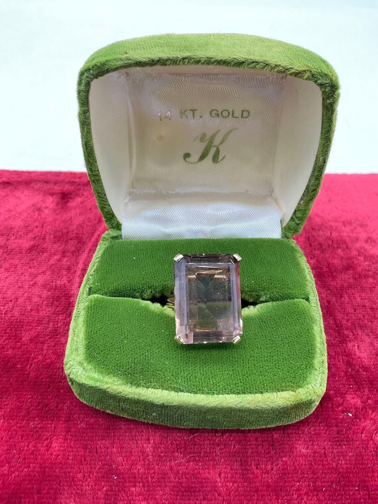 14k Gold Women's sz 7 ring featuring 19.50 ct smokey quartz (stone is loose) 8.82 grams (1 of 3)