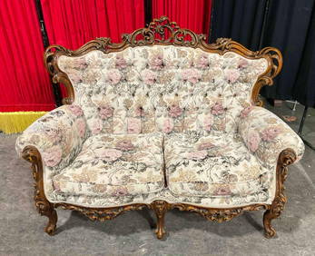 Vintage Ornately Carved Wood 2-Seat Settee w/ Floral Upholstery. Very Good Condition. See pics. (1 of 8)