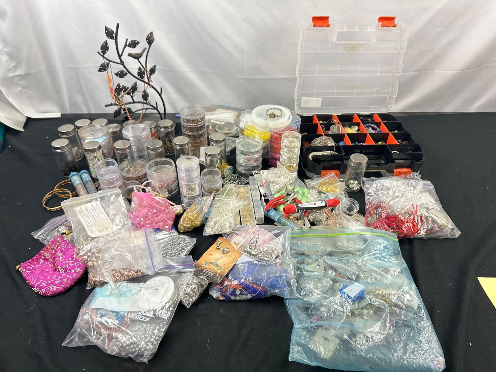 large collection of jewelry making, tool's beads some jewely etc (1 of 7)