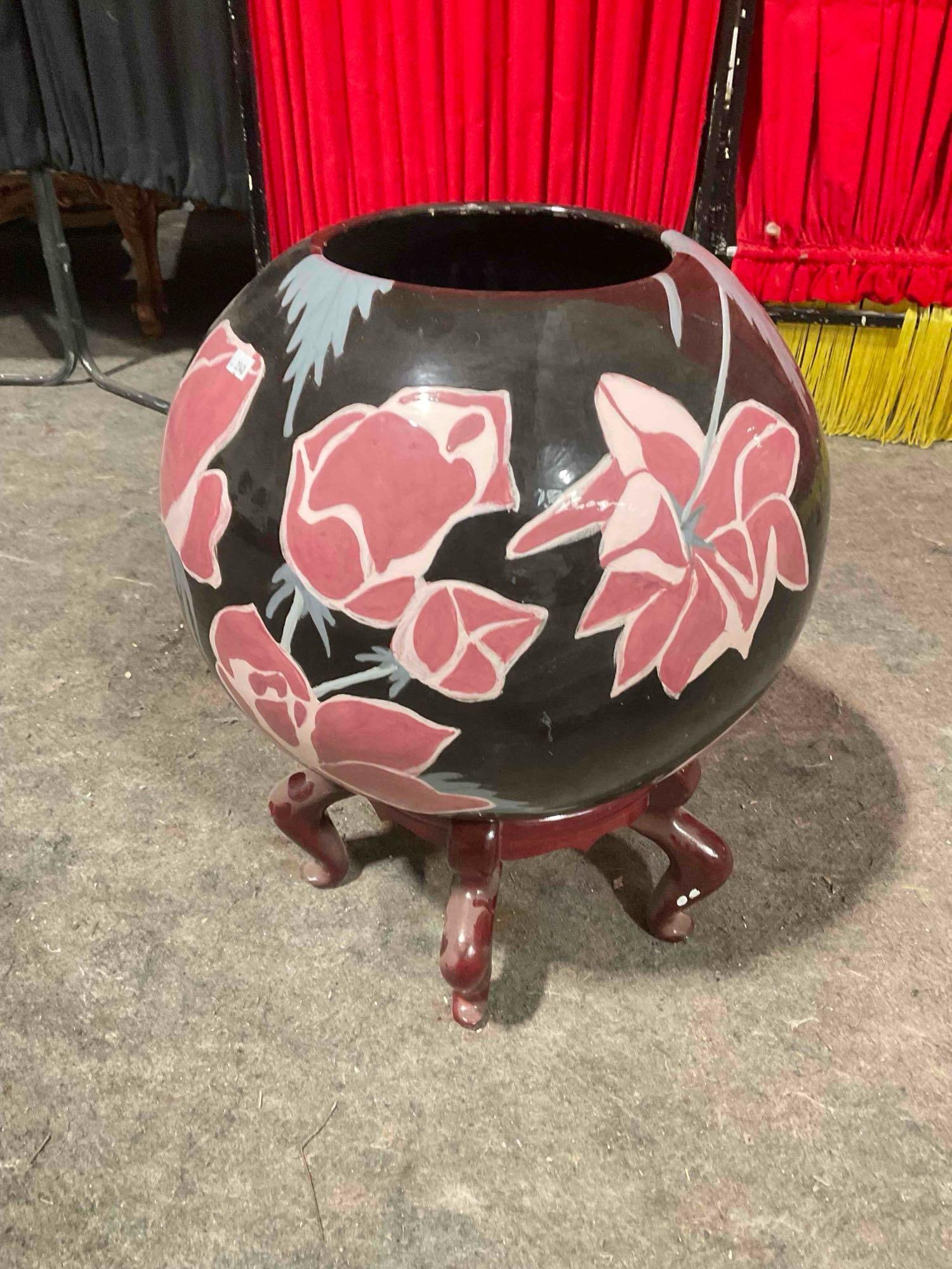 Large Round Black w/ Pink Roses Ceramic Vase w/ Wood Stand. Excellent Condition. See pics. (1 of 6)