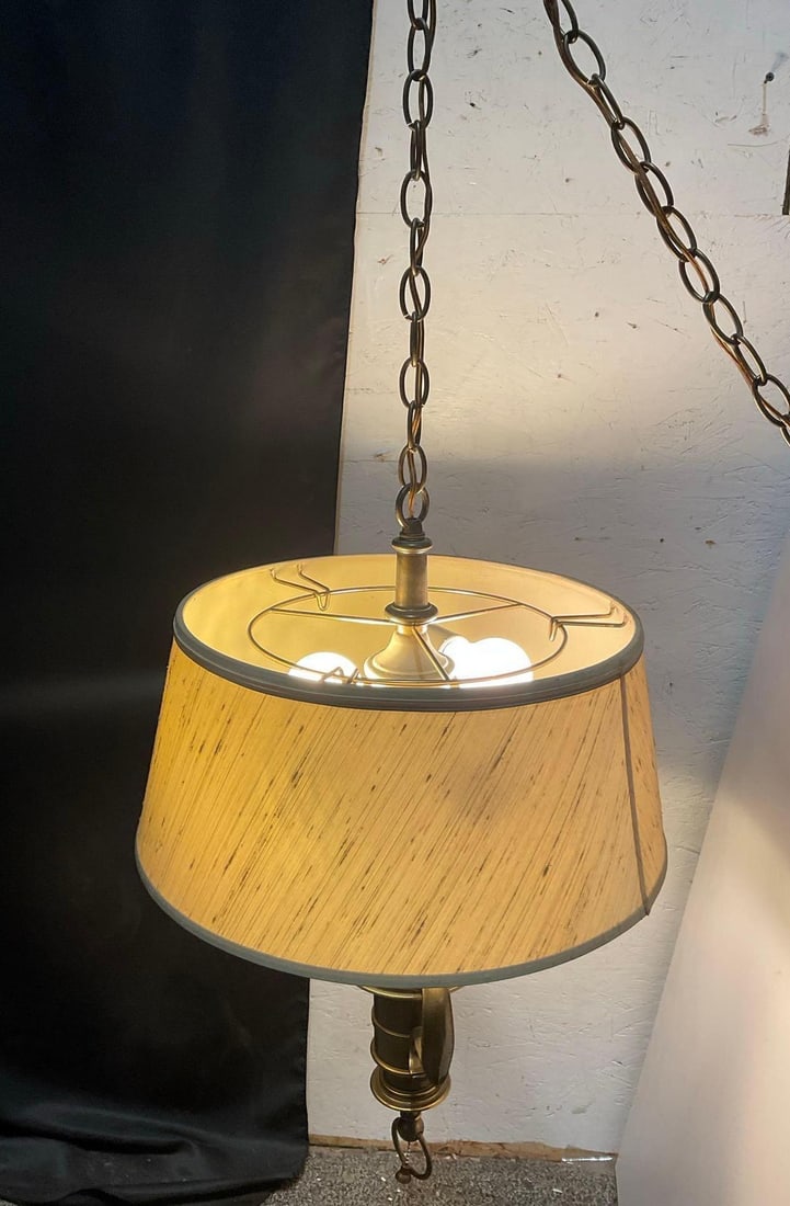 Vintage Mid century Brass Stiffel Chandelier w/ 12 feet long Swag Hanging Chain, tested & working: Appears to be in fair to good shape. The piece is tested and working, only one bulb included though. The piece has a fairly long chain, approx 12 feet long. See pics. E-4020