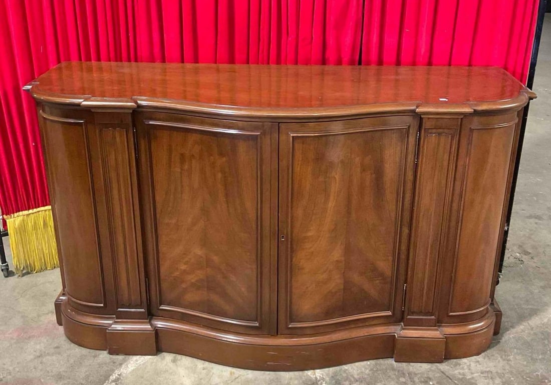 Heritage 2-Door & 2-Drawer Maple? Wood Finish Side Bar Buffet. Excellent Condition. See pics. (1 of 6)