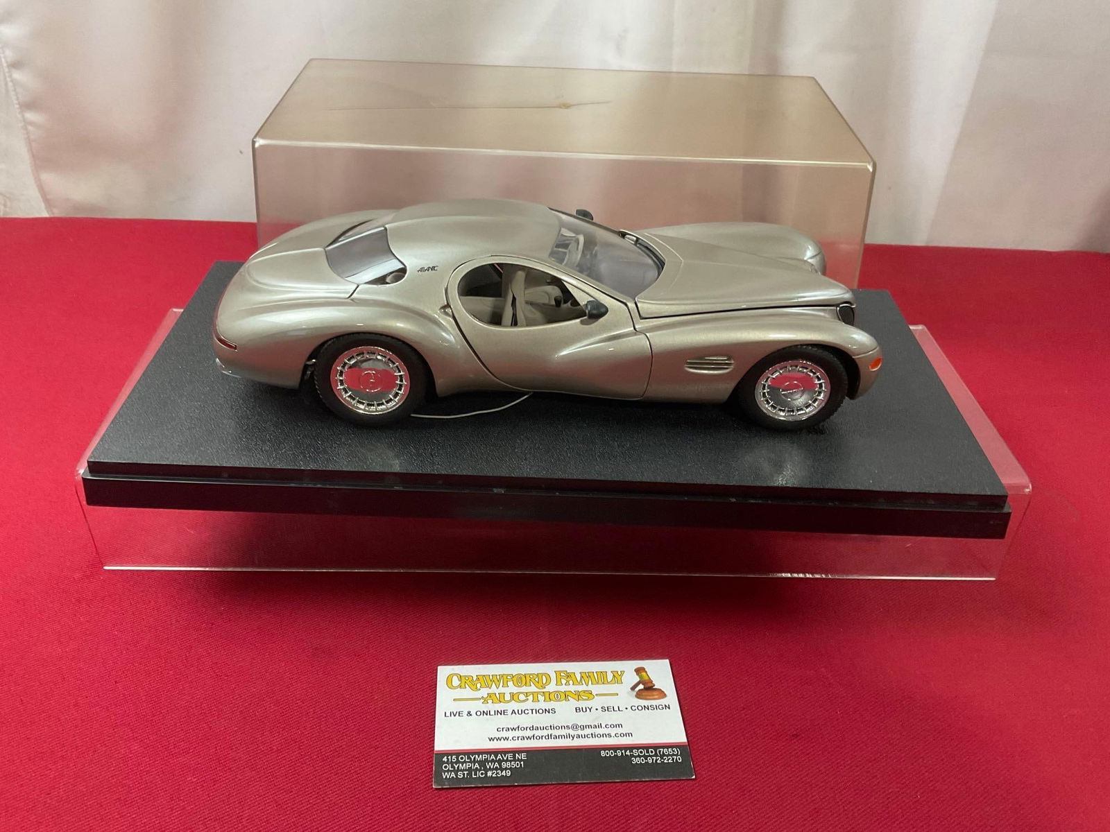 Concept 1997 Chrysler Atlantic Model Car, in display case, approx 11 inches, 1:18 Scale (1 of 5)