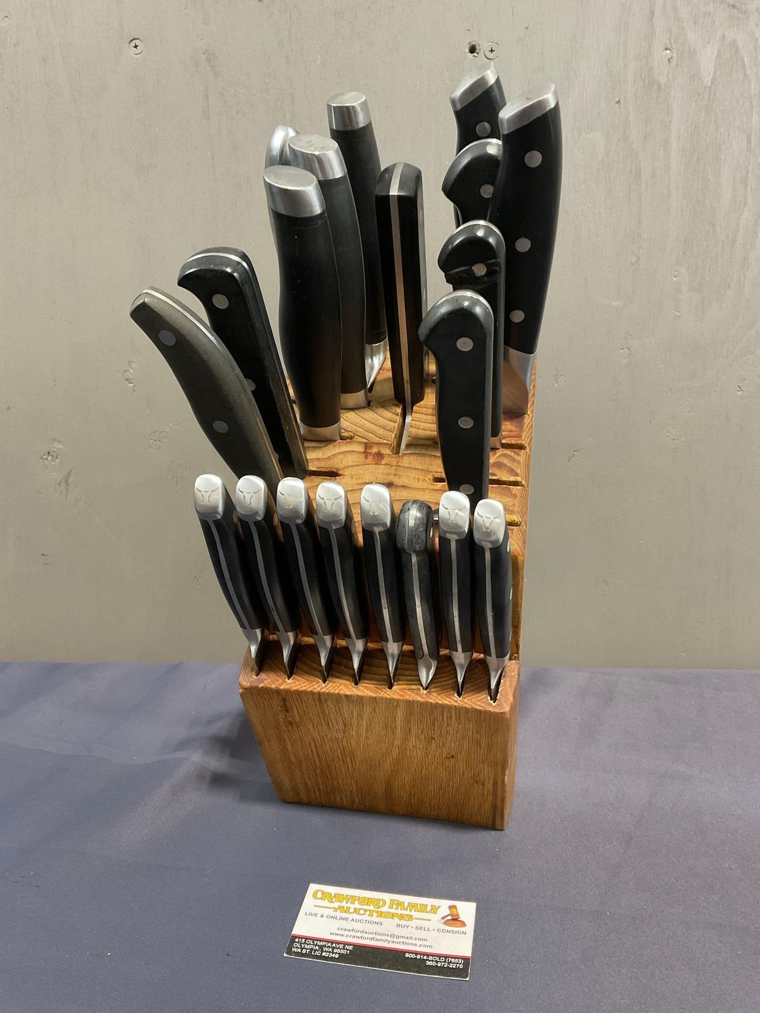 Assortment of Knives, 5 Wusthof, 1 Henckels, 3 Pampered Chef, Gerber Honing Rod w/ Knife Block (1 of 11)