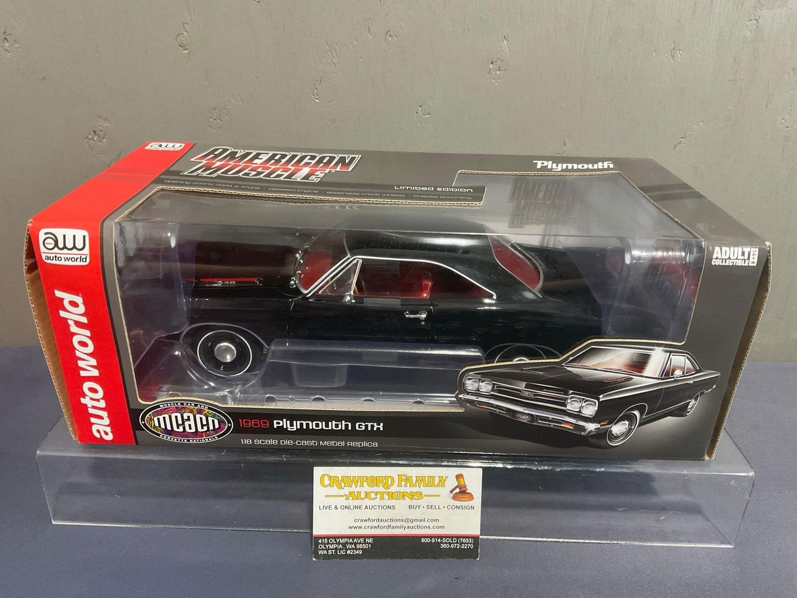 Auto World 1969 Plymouth GTX Diecast Car Model, in original box, 1:18 Scale (1 of 6)