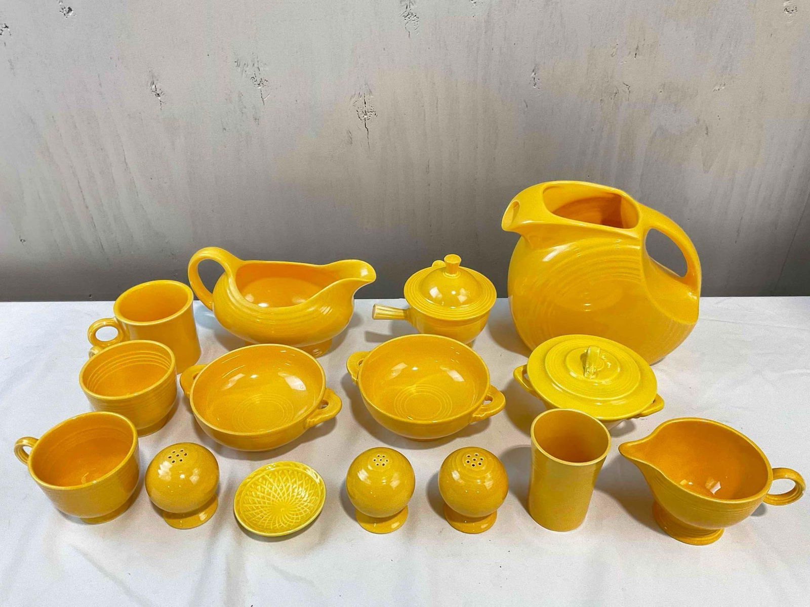 15 pcs Daffodil Yellow Fiesta Ware Ceramic Dish Assortment. Excellent Condition. See pics. (1 of 9)