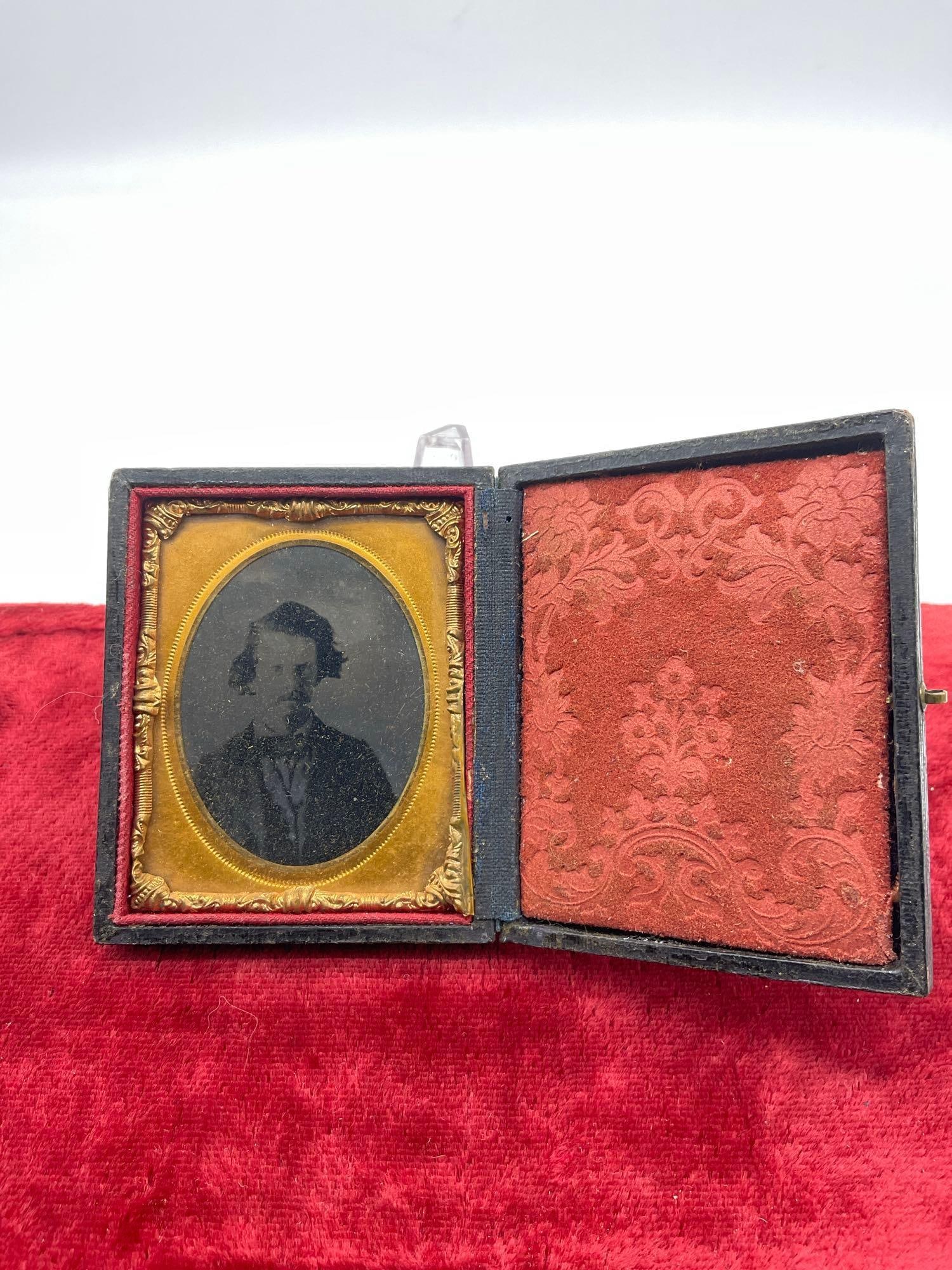 Antique Circa Mid 1800's tin type photo of a man (1 of 4)