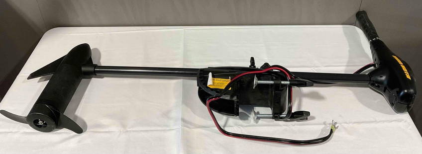 Minn Kota Endura C2 40lb Thrust Trolling Boat Motor. Untested, Working at Consignor's. See pics.: *No shipping, size*&nbsp;Minn Kota Endura C2 40lb Thrust Trolling Boat Motor. Untested, Working at Consignor's. minor wear indicative uf use, condition is otherwise very good. Measures 45" x 15" x 8"