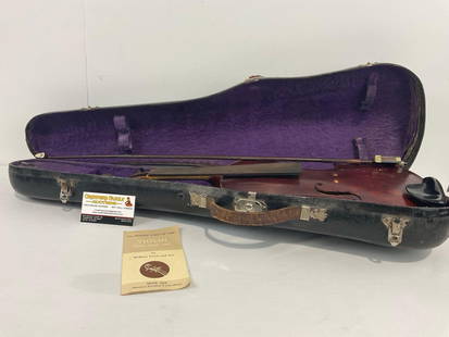 Antique Jacobus Stainer Violin, made in Germany, in case w/Bow, needs TLC, lovely dark patina: The piece inside says Jacobus&nbsp;Stainer in Absam&nbsp;Prope&nbsp;Oenipontum 17 Made in Germany. Appears to be in fair used shape, needs some TLC, some missing finish, a crack from the F-Hole to the