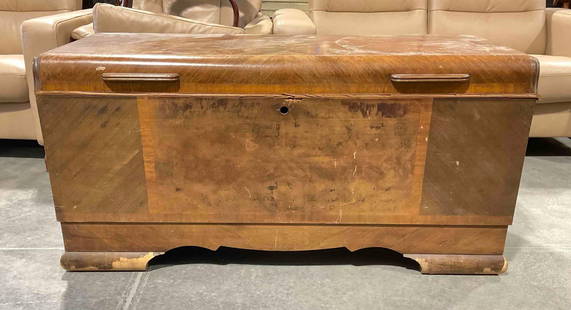 Vintage Lane Cedar Lined Wooden Waterfall Hope Chest. Good Condition. Needs TLC. See pics.: Vintage Lane Cedar Lined Wooden Waterfall Hope Chest. Good Condition. Needs TLC. Seems to be missing a piece of trim (included),:Lock is missing, included. Piece has wear indicative of age, condition