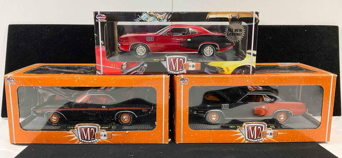 3 pcs NIB 1:24 Scale Die Cast Model Cars M2 Machines Detroit Muscle Dodge & Plymouth.: 3 pcs NIB 1:24 Scale Diecast Model Cars M2 Machines Detroit Muscle Dodge &amp; Plymouth. Minor shelf wear, condition is otherwise very good. Measures 9" x 4.5" x 4.5" DM-4050