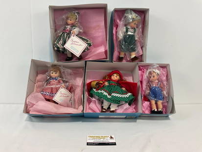 5 Madame Alexander Dolls in original Box, incl. 457, 458, 461, 462, 463: Jack 457, Jill 458, Hansel 461, Gretel 462, Red Riding Hood 463. Appears to be in good shape. The dolls are in the original packaging. The boxes together measure approx 18h x 9w x 9d inches. See pics.