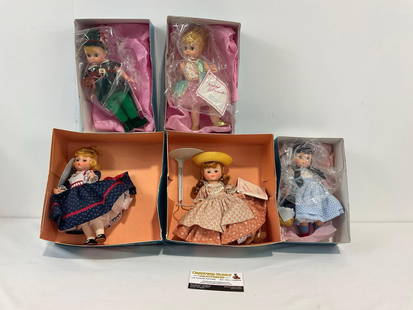 5 Madame Alexander Dolls in original Box, incl. 436, 443, 464, 465, 467: Dolly 436, Polly Flinders 443,&nbsp;Wizard of Oz Dorothy 464, Peter Pan 465, Tinkerbell 467. Appears to be in good shape, one doll has the head loose from the body. The dolls are in the original packa