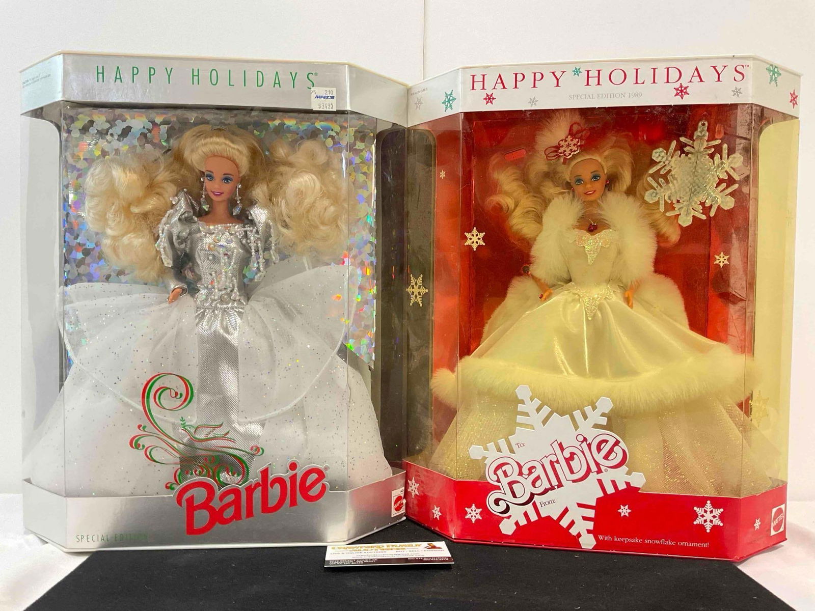 2 pcs Vintage Barbie Dolls in Original Packaging, Happy Holidays Edition 1989 & 1992. See pics. (1 of 7)