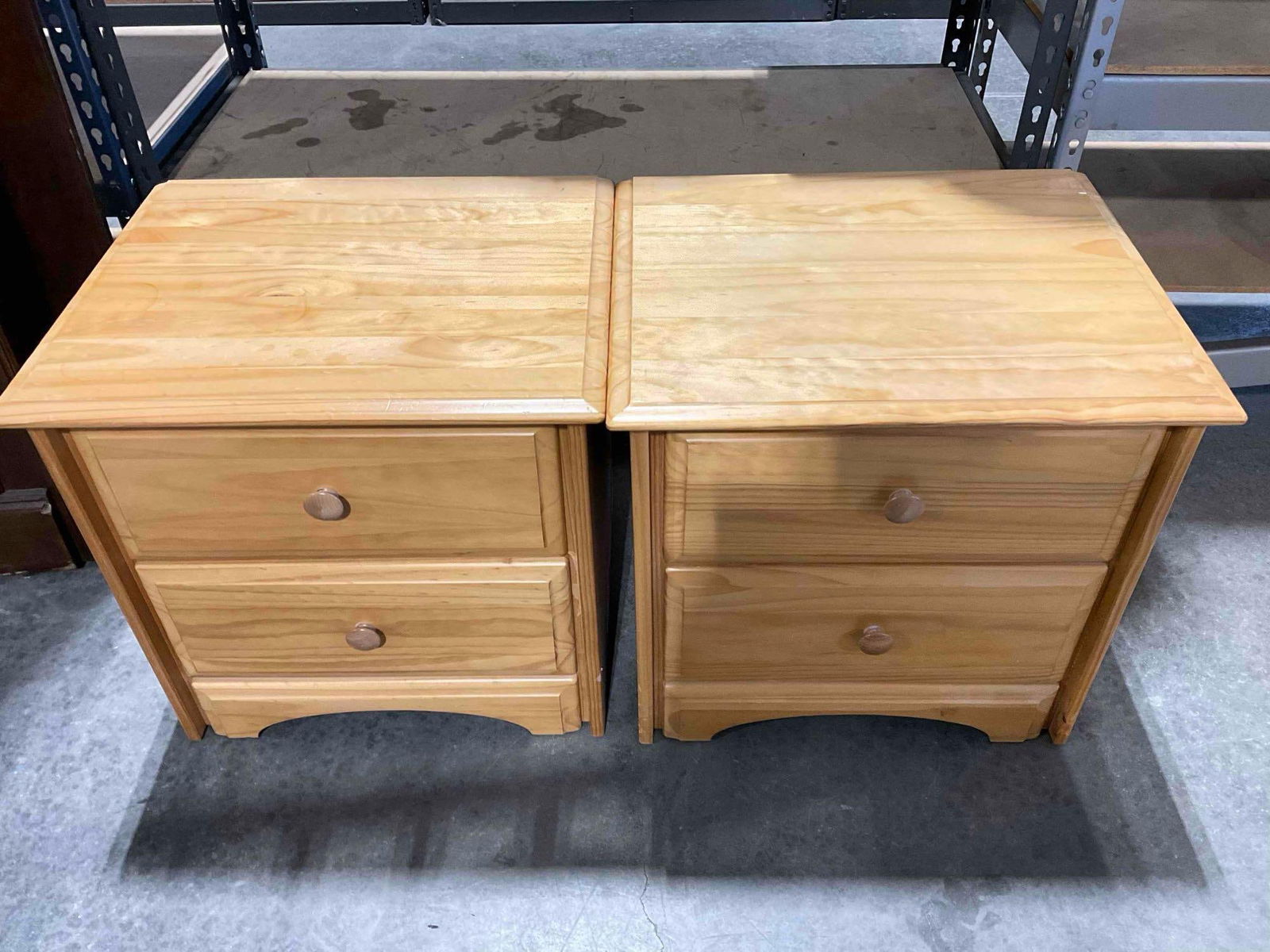 2 pcs Quality Craft Modern Pine Wood 2-Drawer Bedside Tables. Excellent Condition. See pics. (1 of 7)