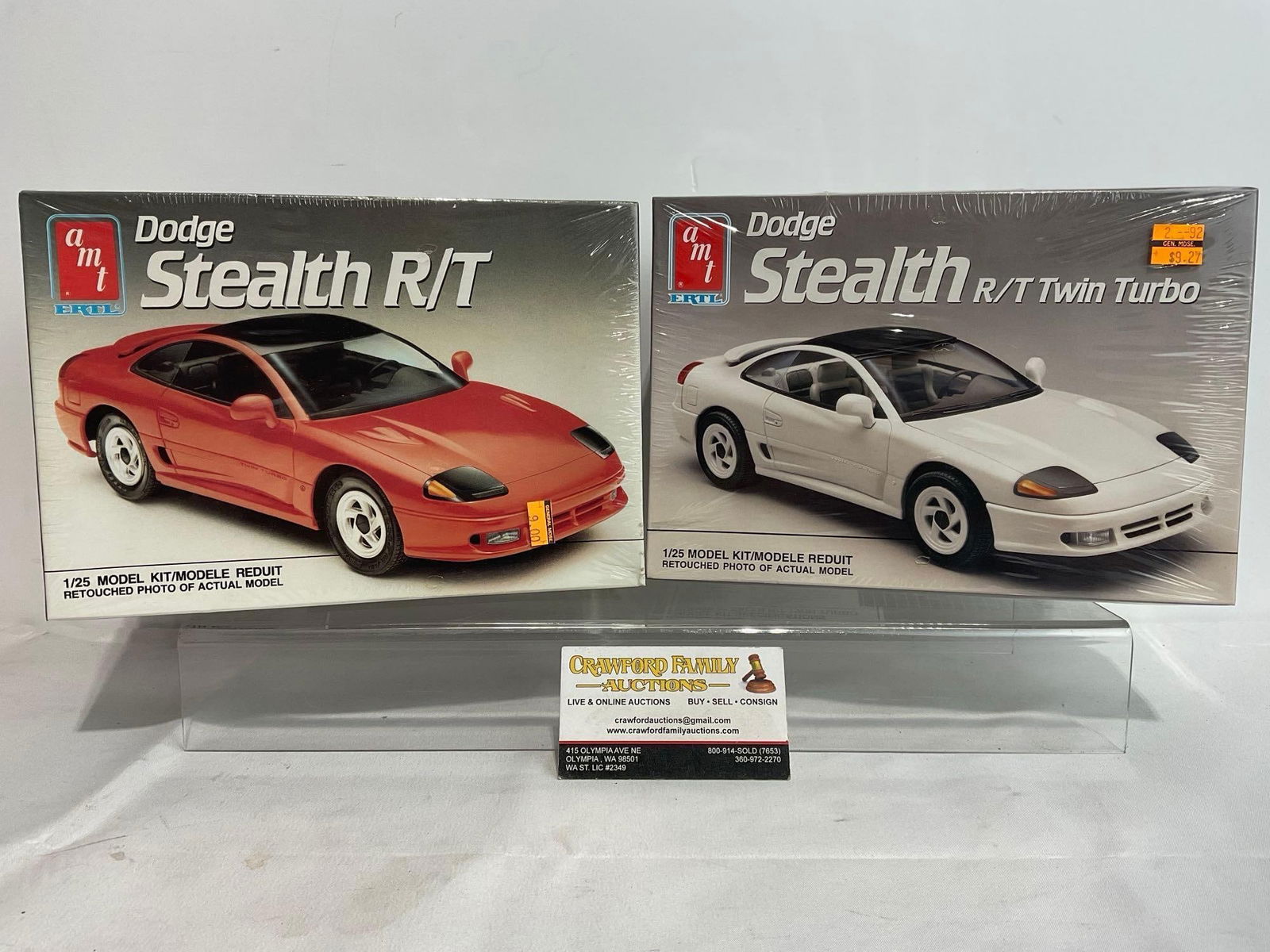 Pair of Model Kits, 1:25 Scale, AMT Dodge Stealth R/T, White Twin Turbo & Red (1 of 5)