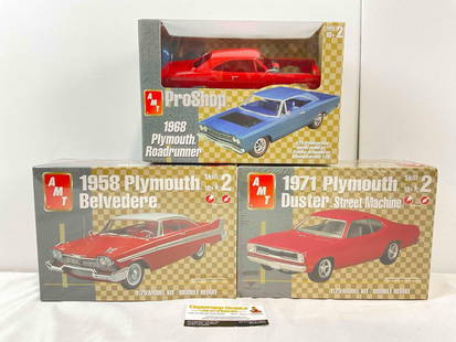 3 pcs NIB AMT 1:25 Scale Model Car Kits, Plymouth '58 Belvedere, '68 Roadrunner & '71 Duster.: 3 pcs NIB AMT 1:25 Scale Model Car Kits, Plymouth '58 Belvedere, '68 Roadrunner &amp; '71 Duster. Factory sealed! Largest measures 9" x 4" x 6" DM-4050